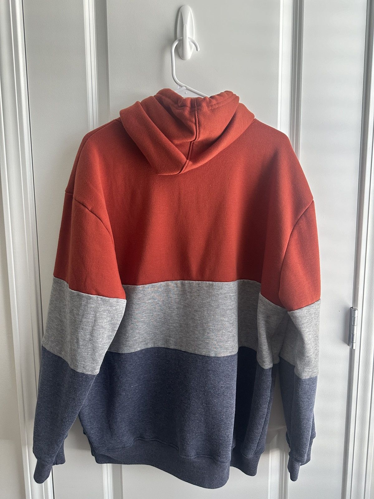 Vintage Lost Sea Adventure Hoodie Size US XL / EU 56 / 4 - 3 Thumbnail
