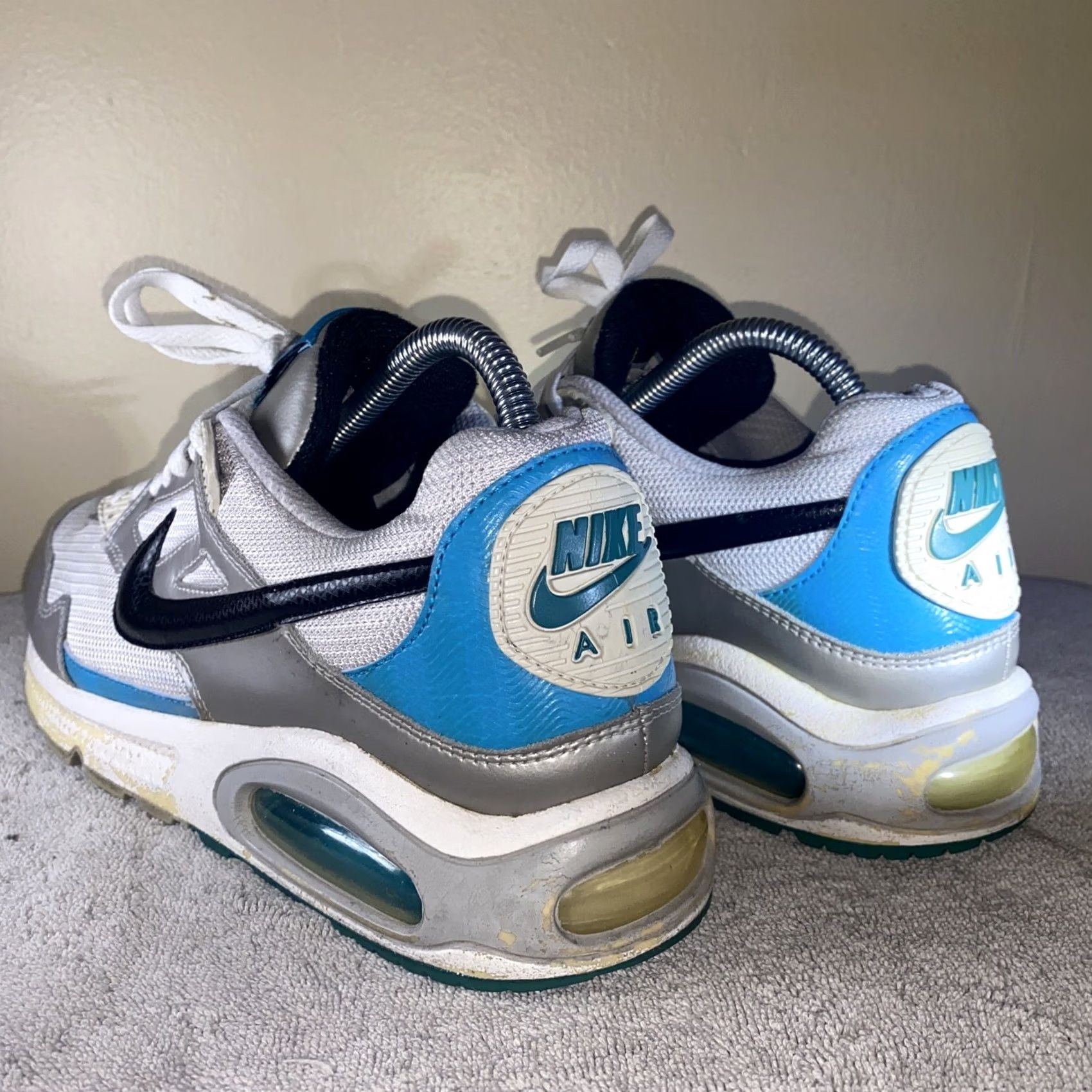Nike VINTAGE Women Nike Air Max Athletic West 343904-100 Sneaker Womens US 10 White 2011 Size US 10 / IT 40 - 4 Thumbnail