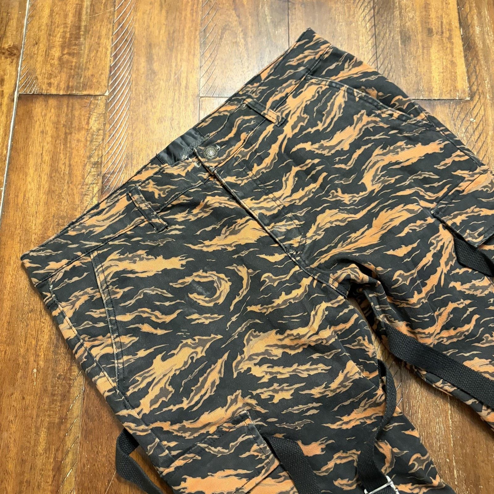 Valabasas Valabasas Pants Men 36x32 Tiger Camo Cargo Strap Buckle Slim Size US 36 / EU 52 - 8 Thumbnail