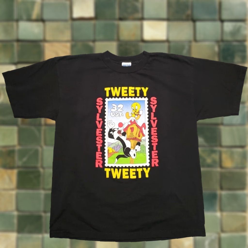 Vintage VTG Looney Tune Shirt Men XL Black Tweety Sylvester Made in USA Stamp Collection Size US XL / EU 56 / 4 - 1 Thumbnail