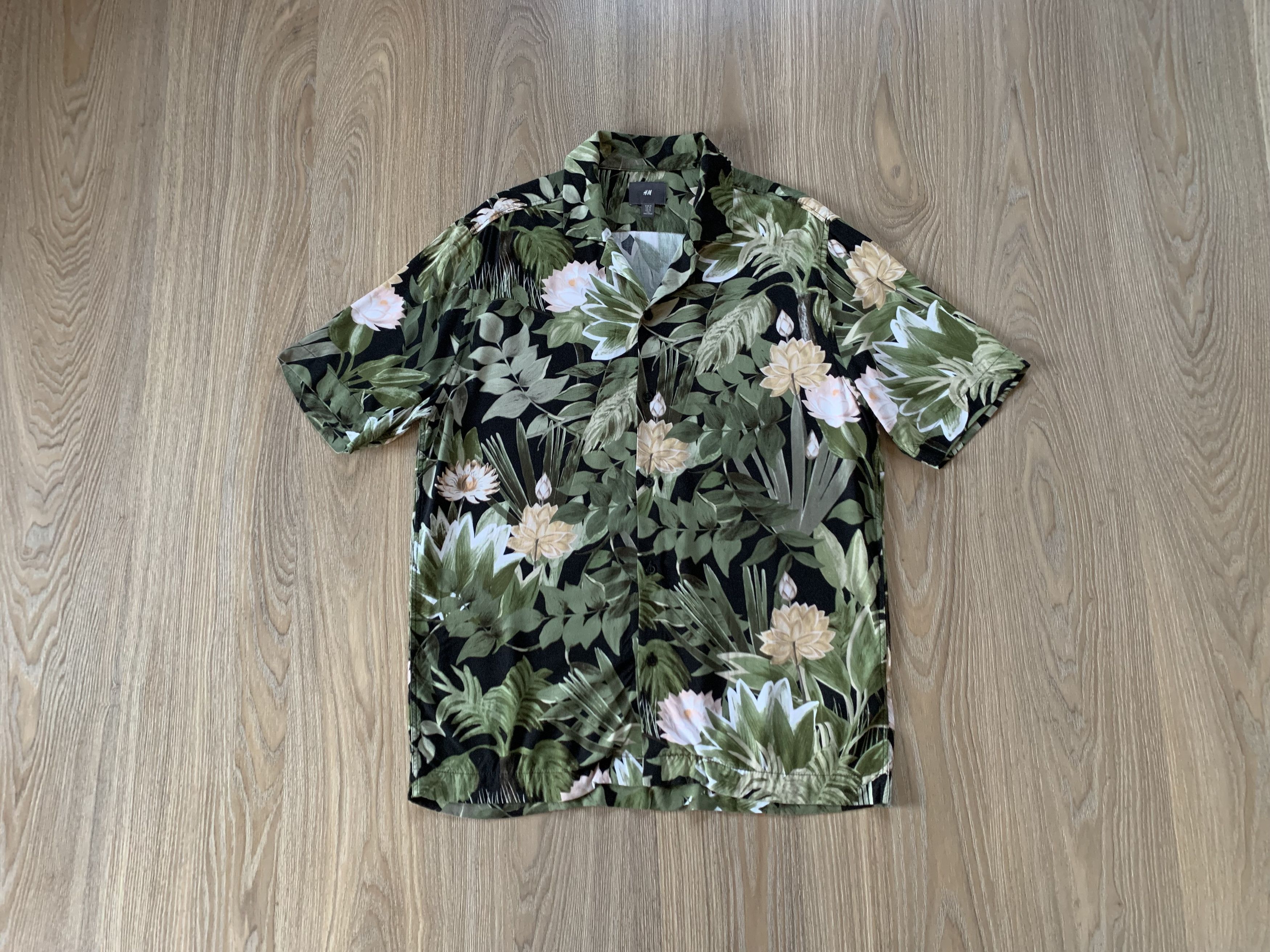 H&M H&M Hawaiian Overprint Tropic Shirt Size US M / EU 48-50 / 2 - 7 Thumbnail