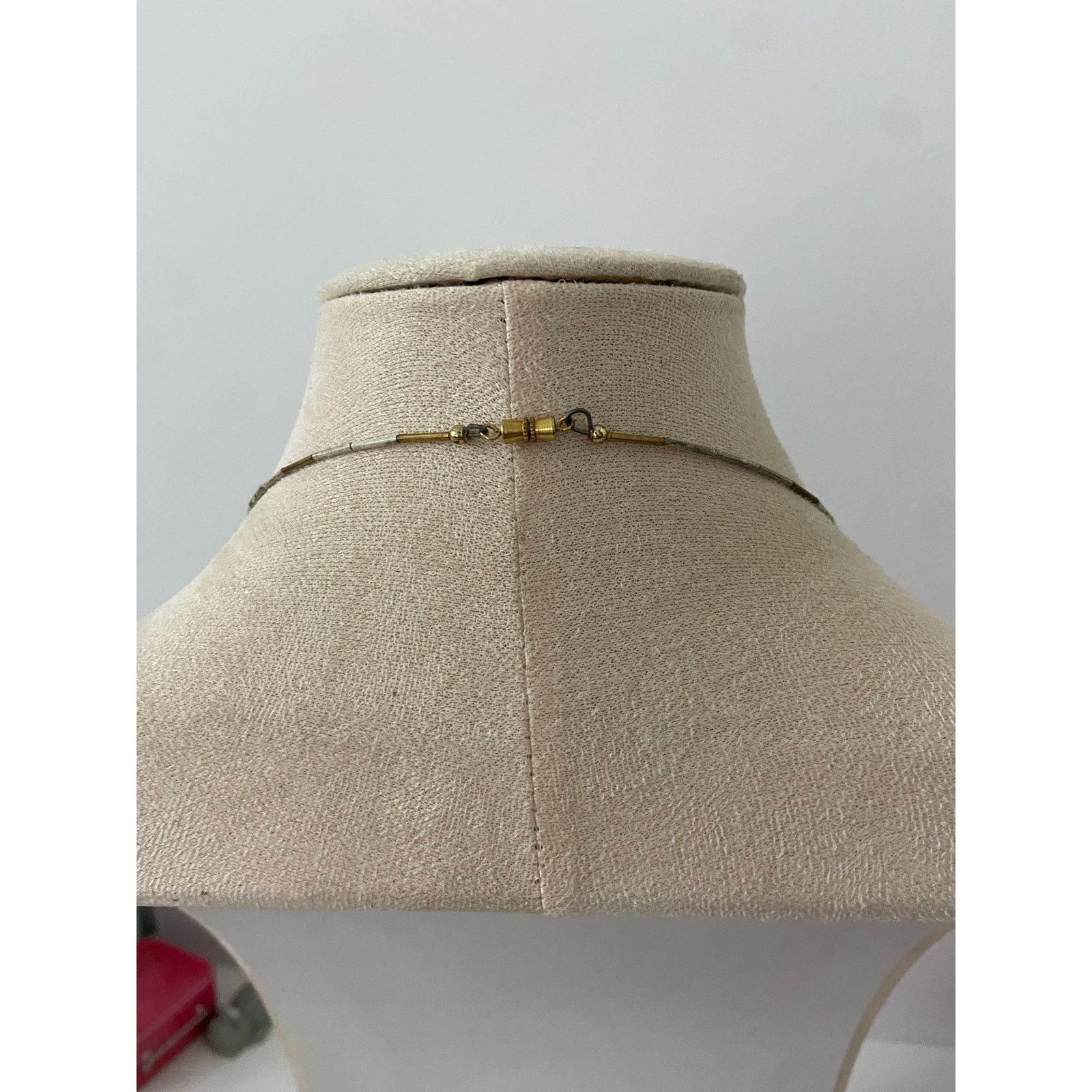 Other Pretty bright pink beaded layered necklace gold tone Size ONE SIZE - 3 Thumbnail