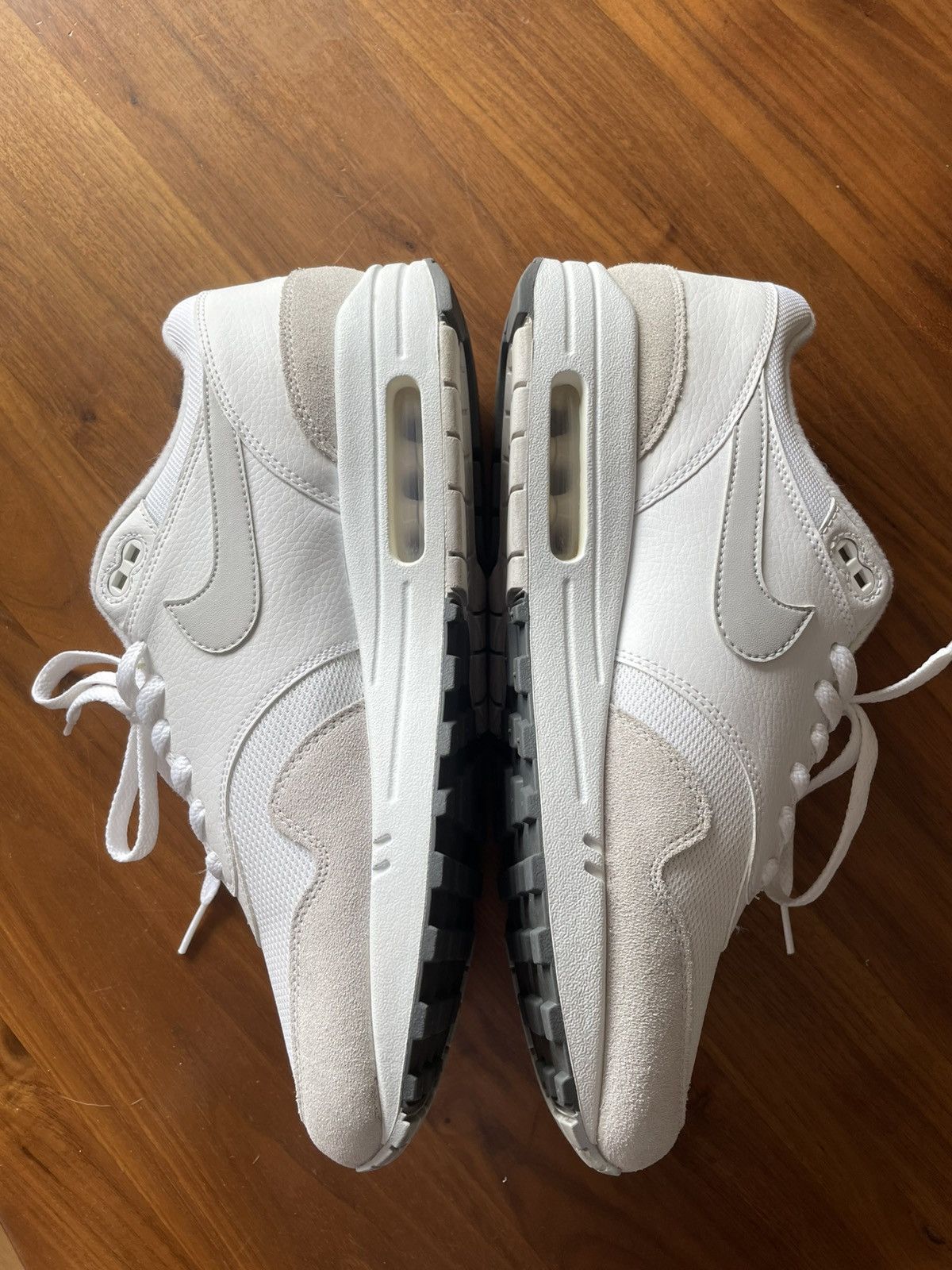 Nike Nike Air Max 1 Pure Platinum Size US 10 / EU 43 - 3 Thumbnail