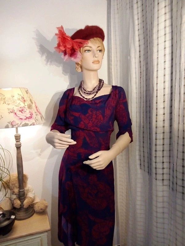 Vivienne Westwood Vivienne Westwood Vintage Dress - dmc Size US 30 / EU 46 - 1 Thumbnail