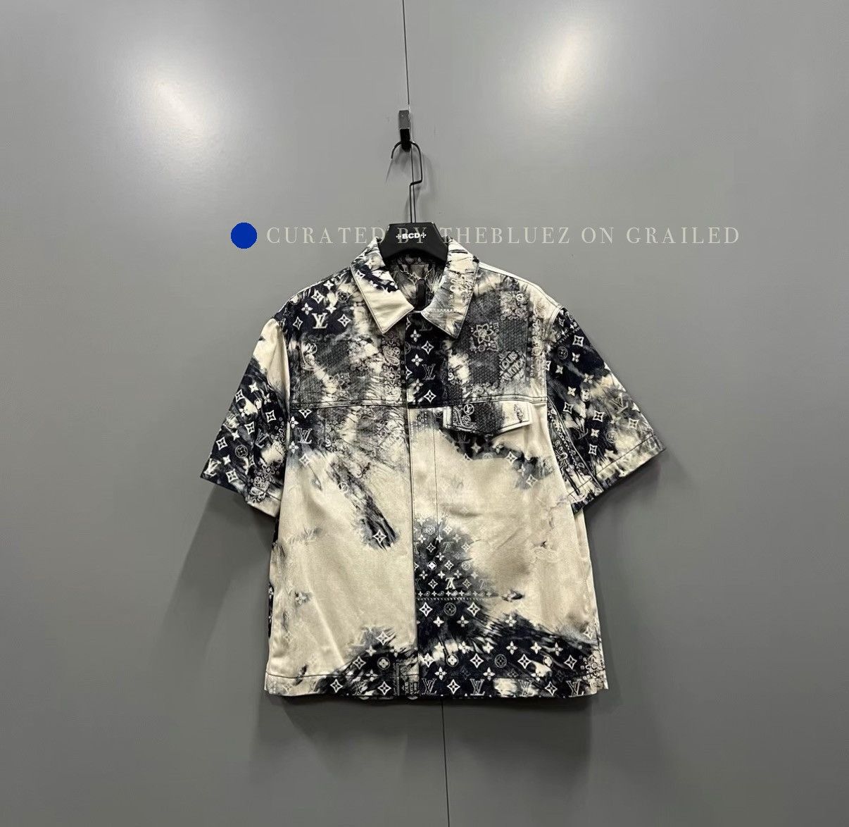 Louis Vuitton Tie-Dye Denim Shirt with Paisley Logo Size US M / EU 48-50 / 2 - 1 Thumbnail