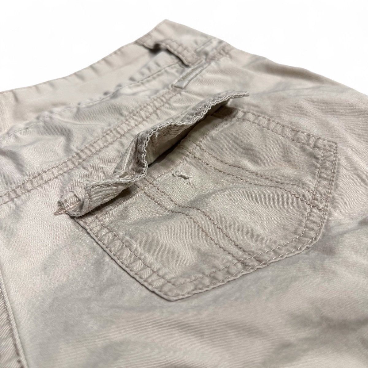 UNIONBAY UNIONBAY Beige Cargo Shorts w/ Flap Pockets + Drawstrings Size 29" - 16 Thumbnail