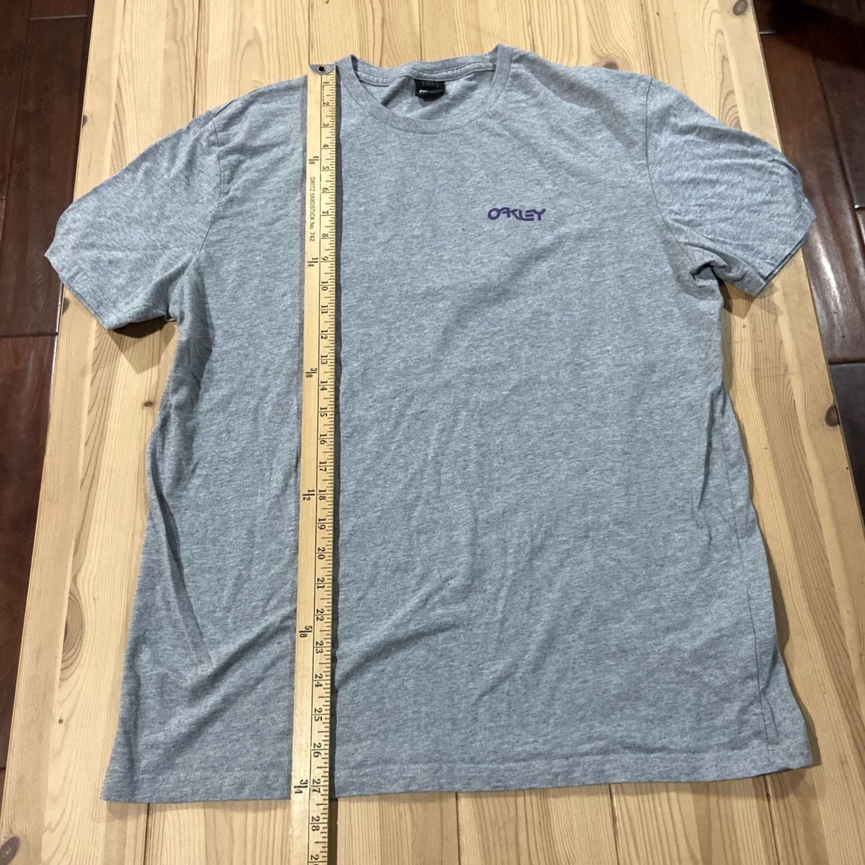 Oakley Oakley T-Shirt Unisex Adults L Gray Frog T-Shirt Frogskins Size US L / EU 52-54 / 3 - 5 Thumbnail