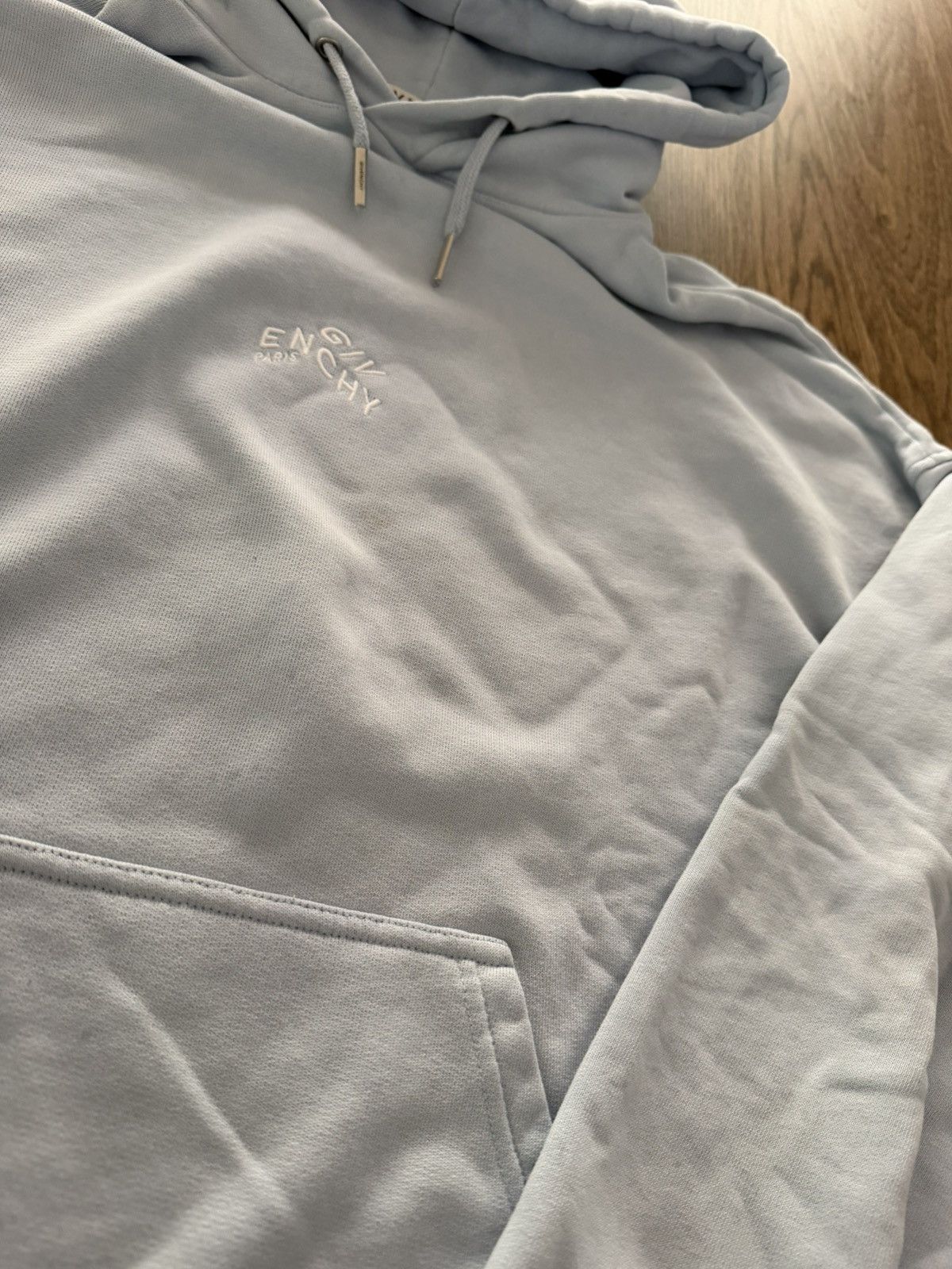Givenchy Givenchy Light Blue Refracted Embroidered Logo Hoodie Size US L / EU 52-54 / 3 - 2 Thumbnail