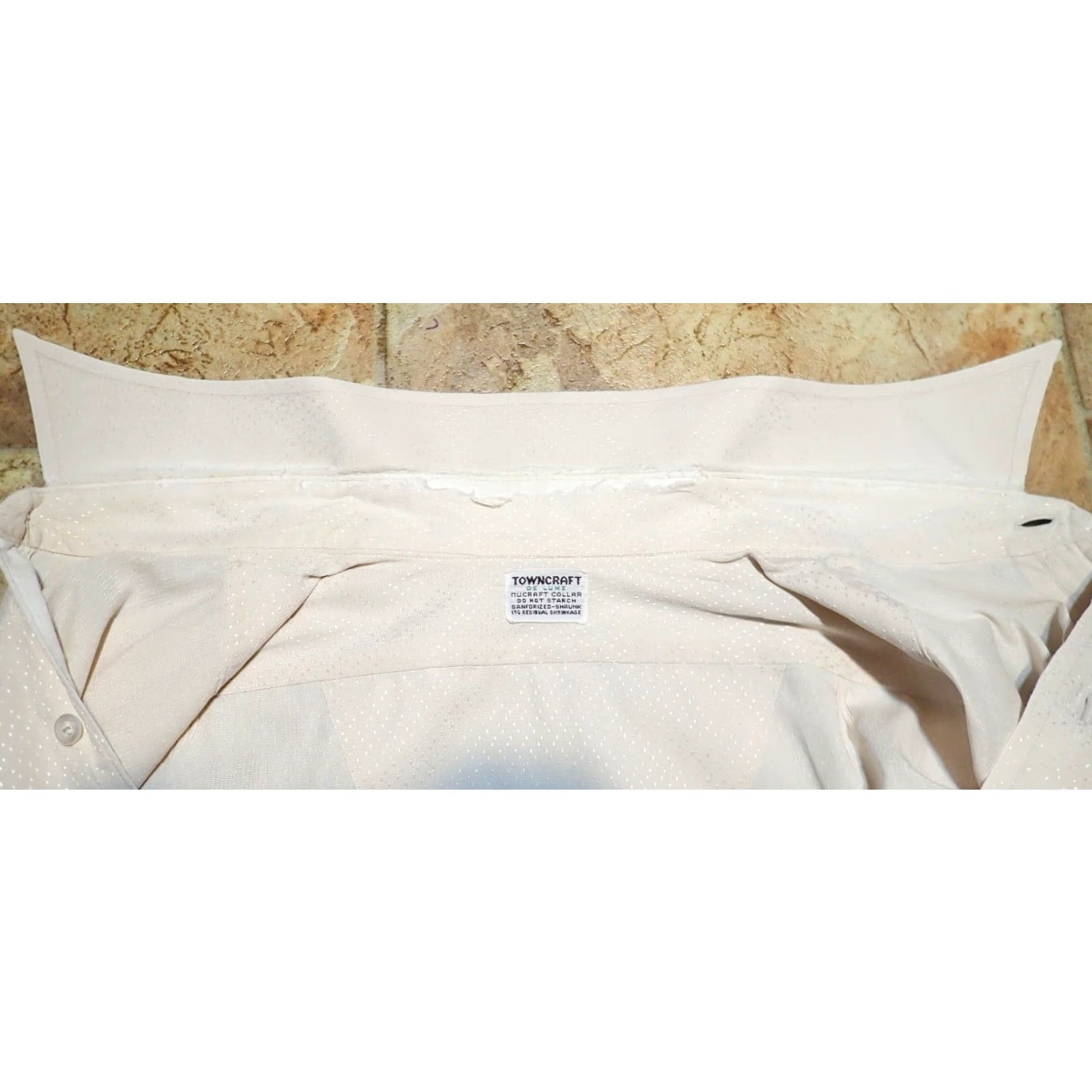 Vintage VINTAGE TownCraft Sanforized Dress Shirt - Men’s L White Cotton Button-Up with Gusset 50s 60s Clip Dot - Long Sleeve Mens Large Chest 48" (Measured) Size 42R - 7 Thumbnail
