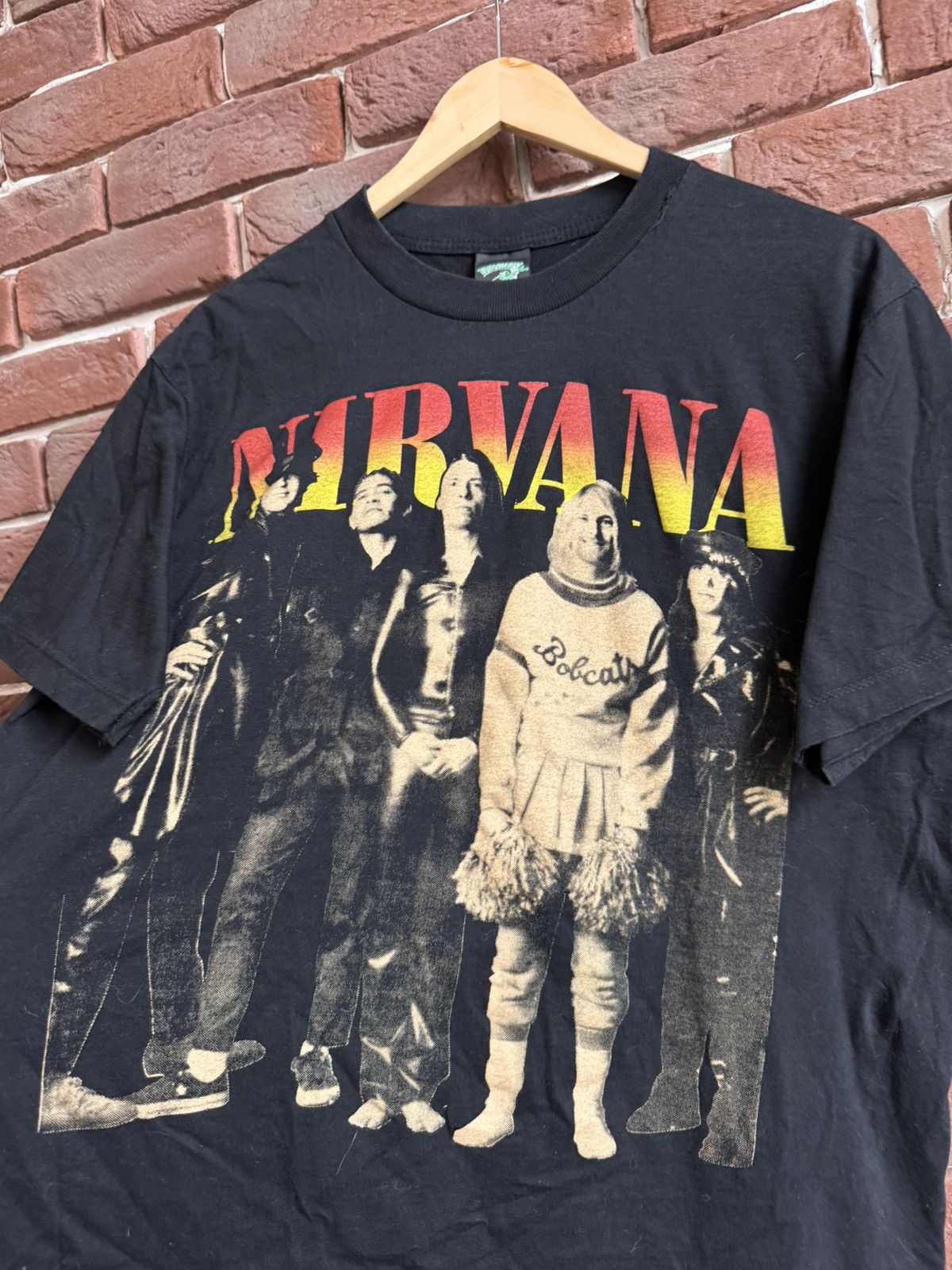 Band Tees Rare Vintage 00s Nirvana Kurt Cobain Grunge Band Tee Size US L / EU 52-54 / 3 - 2 Thumbnail
