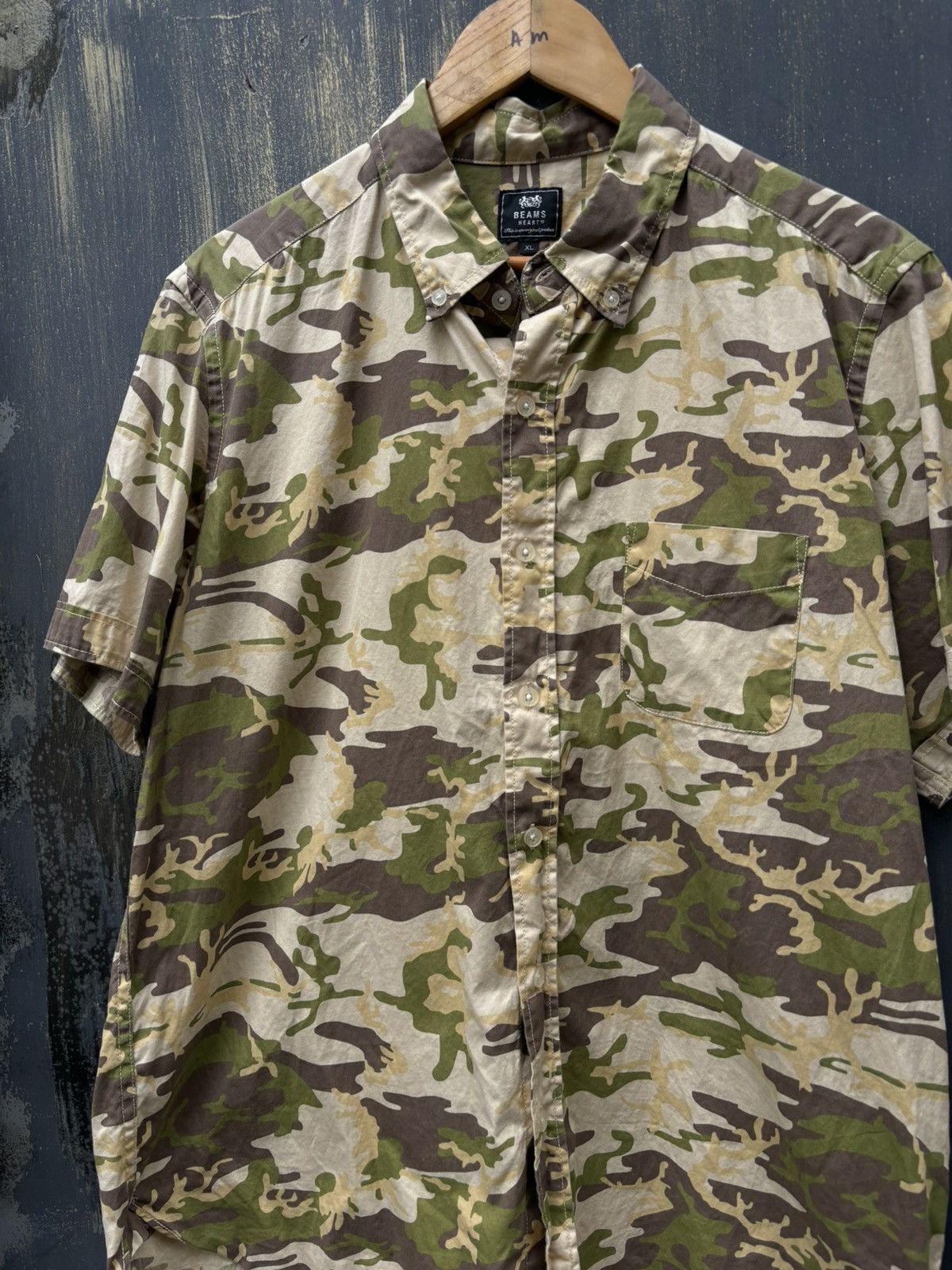 Beams Japan × Japanese Brand RARE! Japanese Brand Beams Camo Buttons Up Size US L / EU 52-54 / 3 - 4 Thumbnail