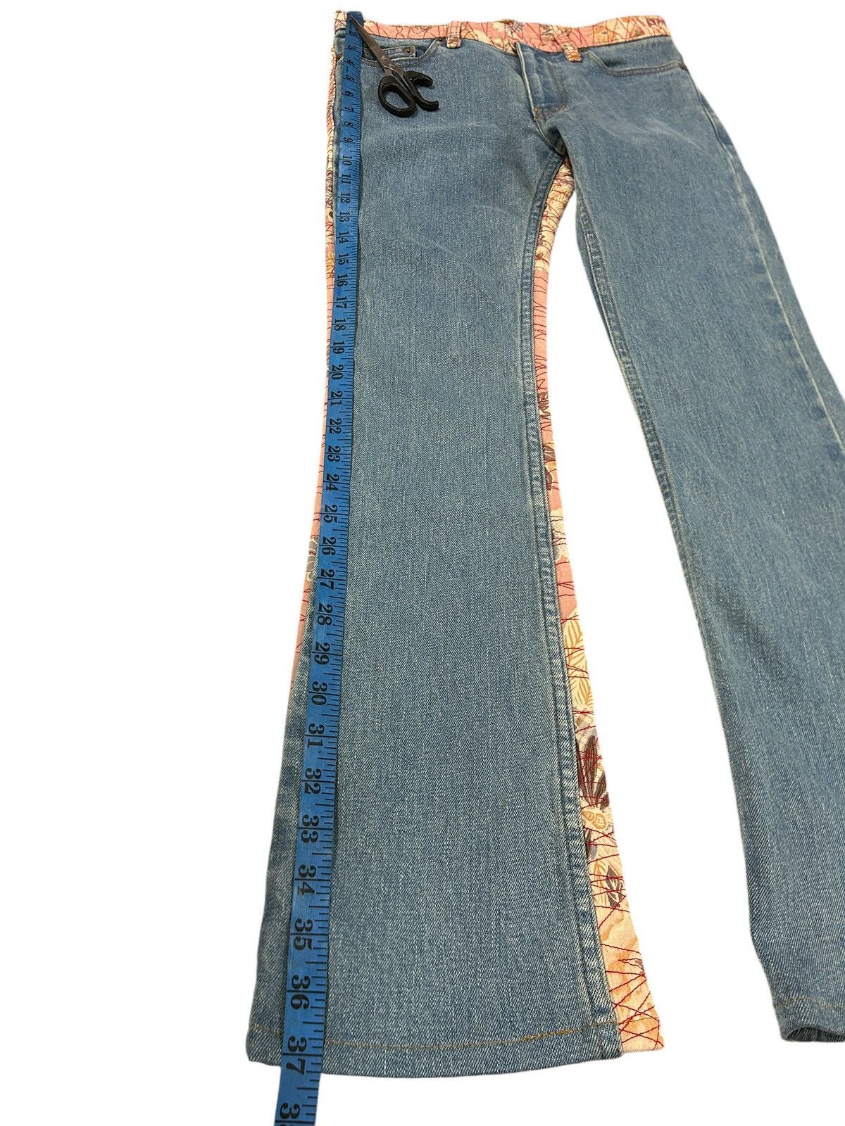 Japanese Brand × Kamakura Vintage Glamdy Japan Embroidery Sukajan Flowers Jeans Size US 28 / EU 44 - 22 Thumbnail