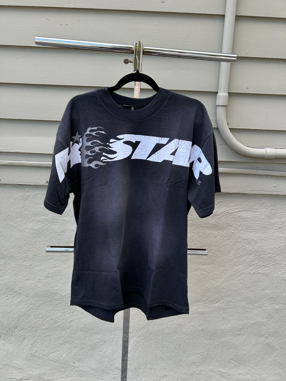 HELLSTAR Hellstar studios cartoon logo glitter tee Size US M / EU 48-50 / 2 - 2 Thumbnail