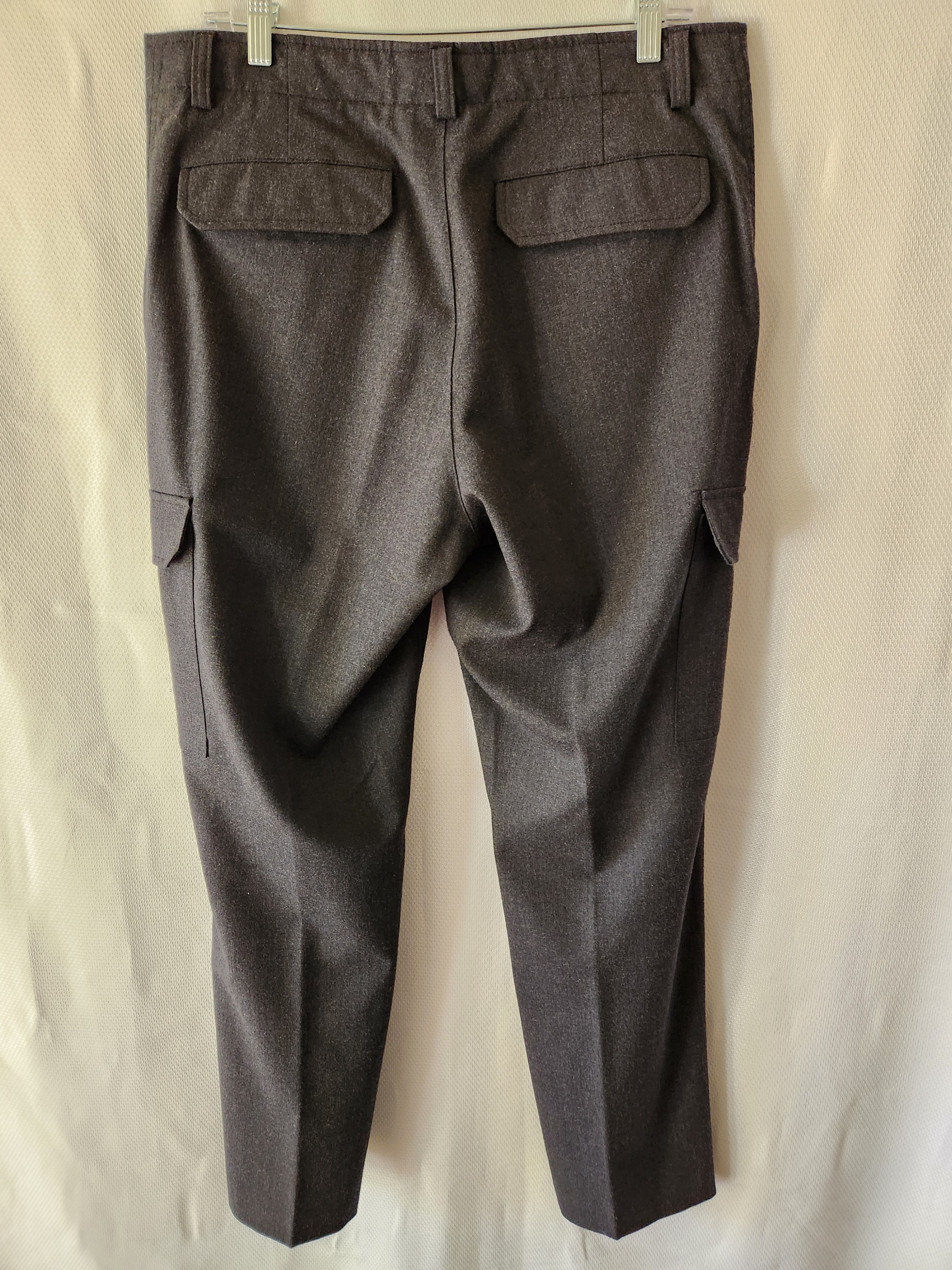 Calvin Klein NWOT Men's Wool Blend Cargo Gray Flannel Pants Size US 36 / EU 52 - 2 Thumbnail