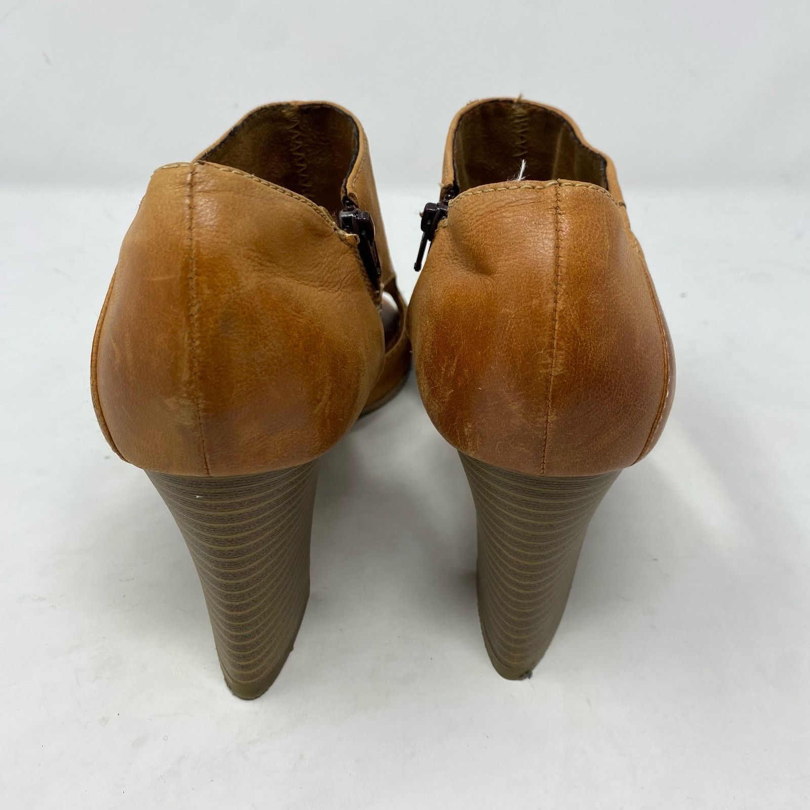 Other Tamaris Block Heels Sandals Brown Leather Womens Size 9.5 Size US 9.5 / IT 39.5 - 6 Thumbnail