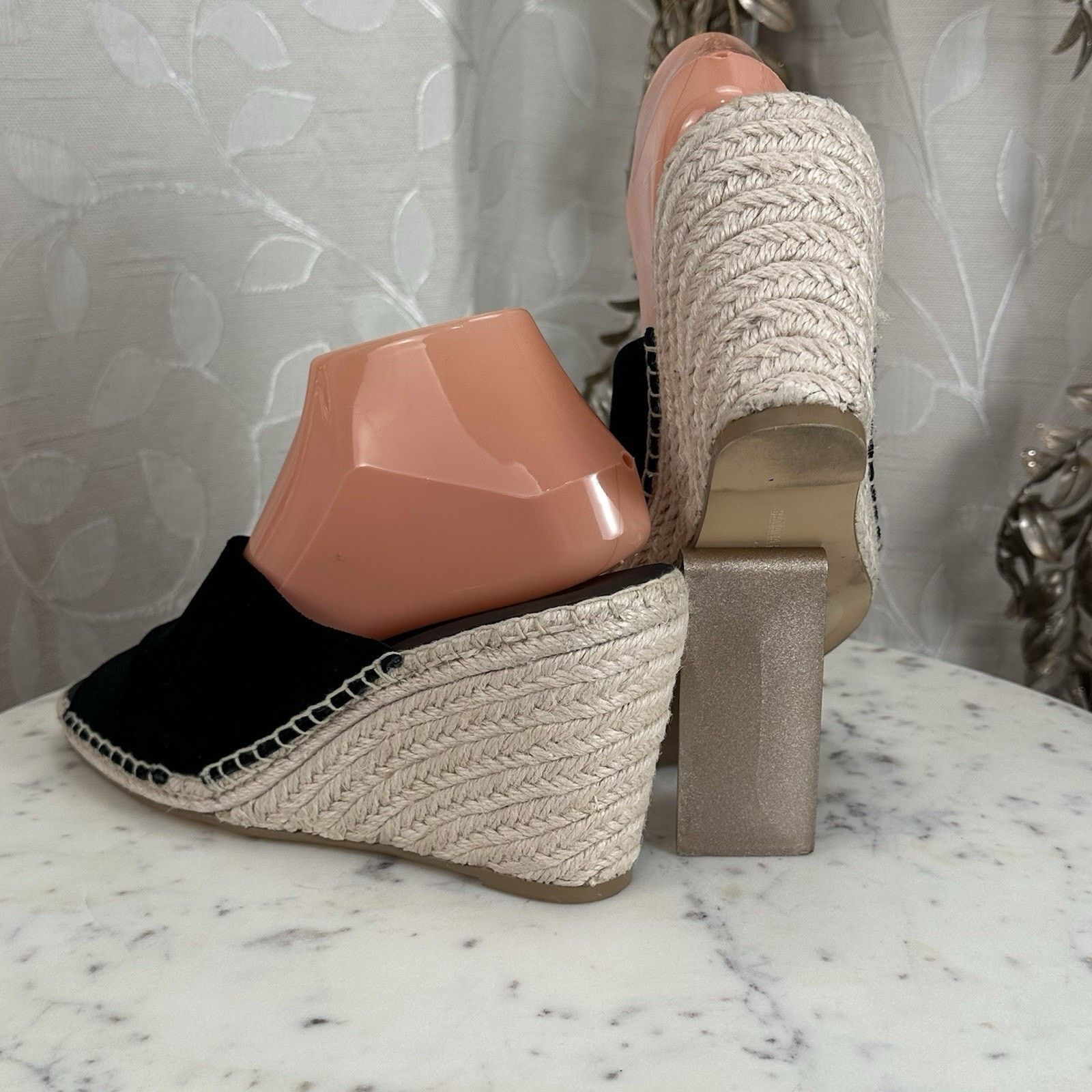 Banana Republic Banana Republic Sandals 8.5 M Wedge Espadrille Black Suede Size US 8.5 / IT 38.5 - 5 Thumbnail
