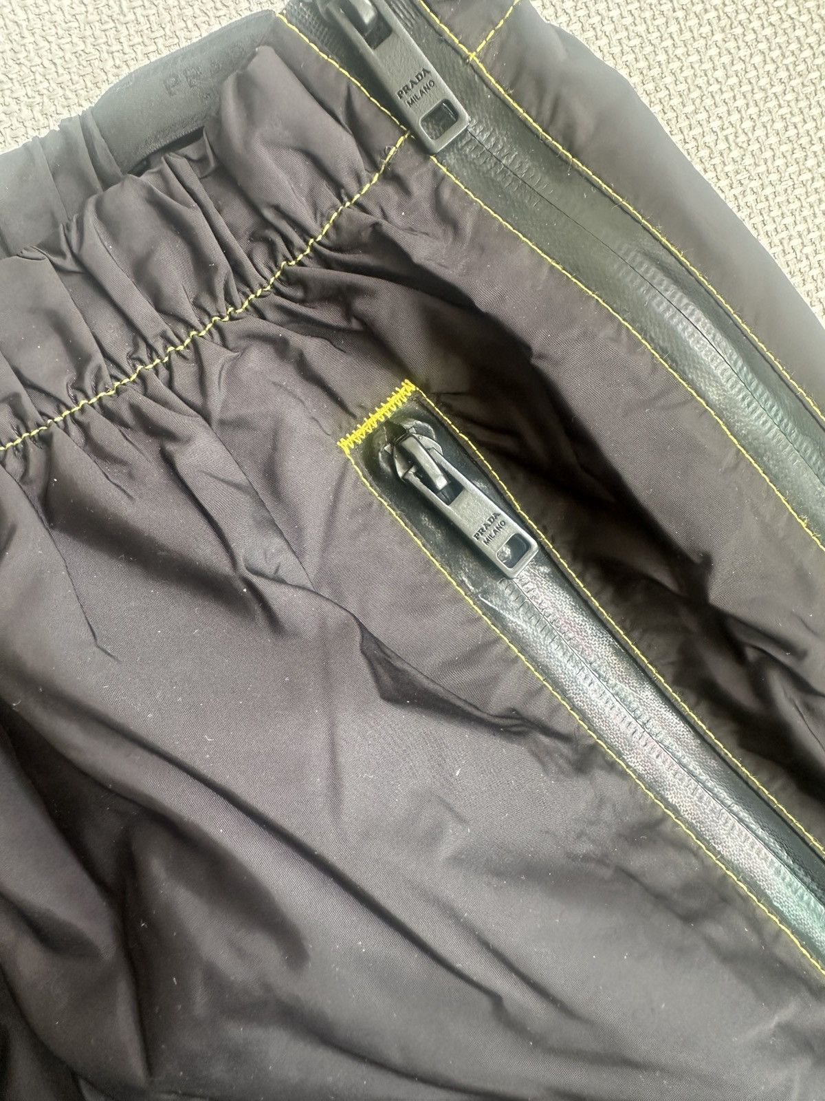 Prada Prada 2017 SS Mens Zip Off Black Nylon Pant Size US 30 / EU 46 - 6 Thumbnail
