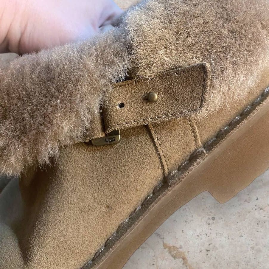 Ugg UGG Ankle Booties Wool Beige Buckle Winter Boots Size 7 Size US 7 / IT 37 - 6 Thumbnail