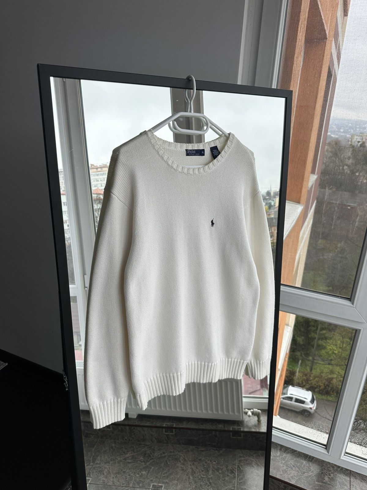 Polo Ralph Lauren Vintage Polo Ralph Lauren White Knitted Sweater Japan Sz XL Size US XL / EU 56 / 4 - 1 Thumbnail
