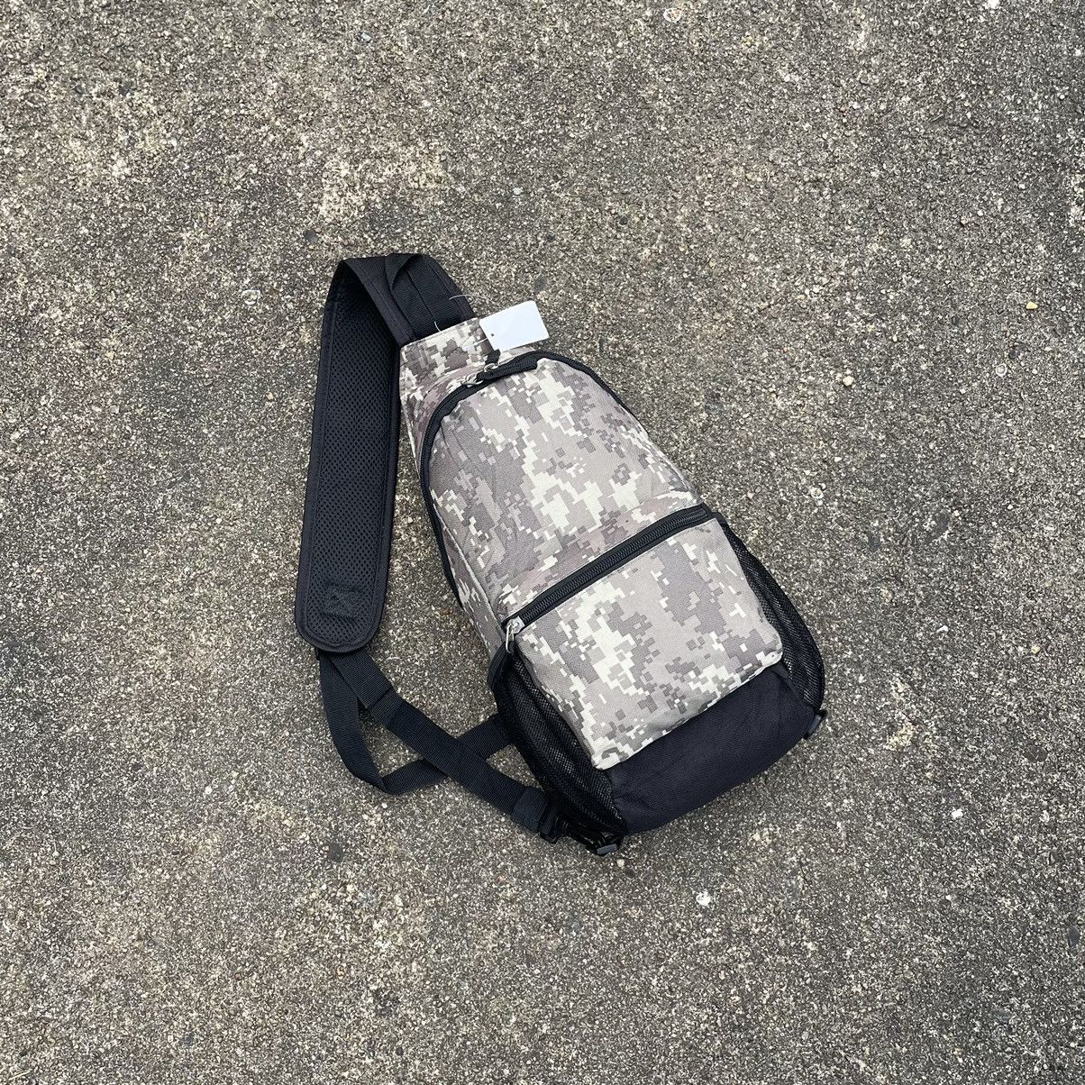 Japanese Brand Camouflage Crossbody Size ONE SIZE - 1 Thumbnail
