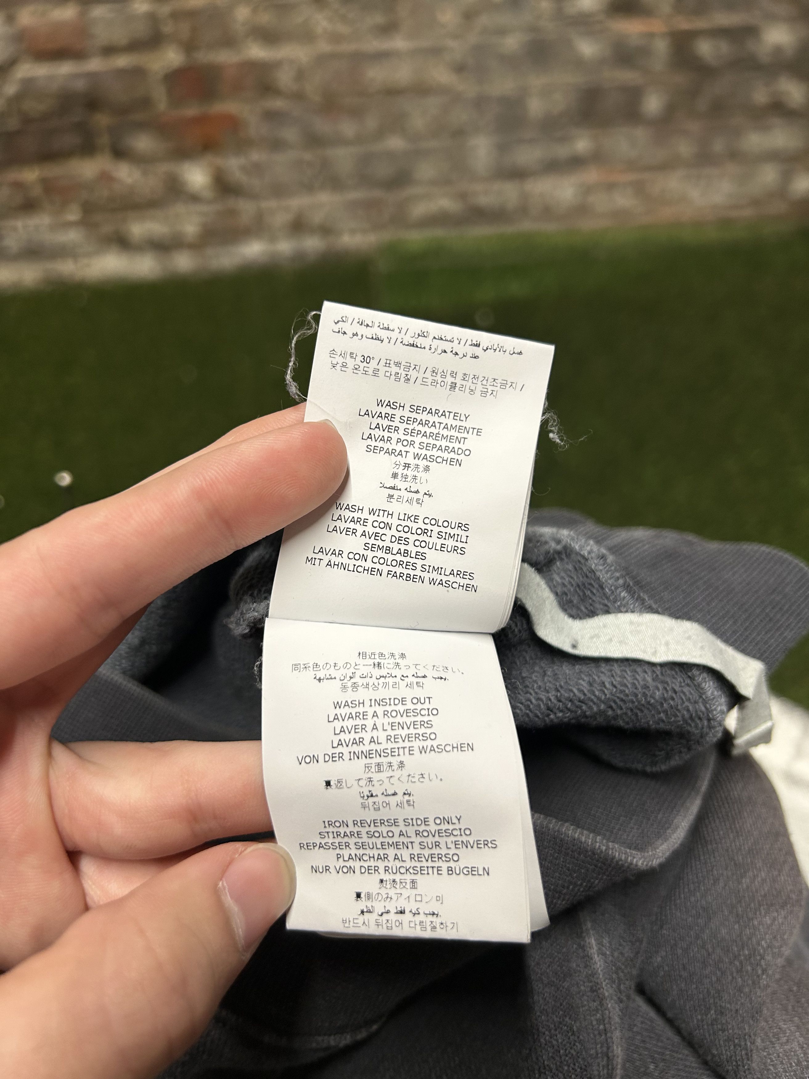 Off-White Off White Water Delay Sweatshirt Size US XL / EU 56 / 4 - 8 Thumbnail