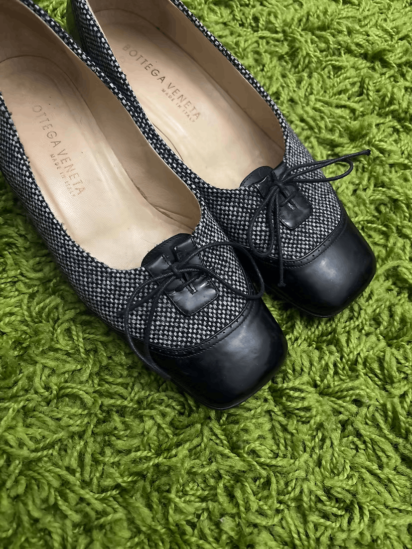 Bottega Veneta Early 2000s Kitten Heel Shoes Size US 7 / IT 37 - 2 Thumbnail