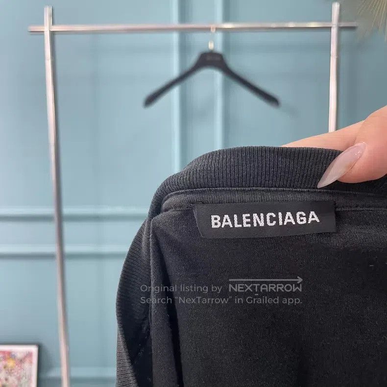 Balenciaga Balenciaga Lock logo short-sleeved Size US S / EU 44-46 / 1 - 3 Thumbnail