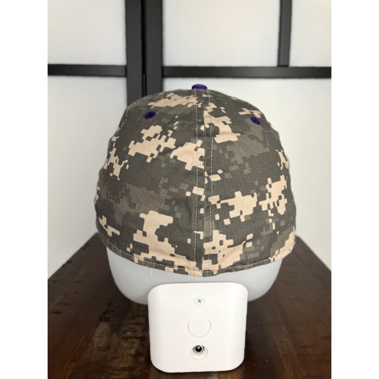 Nike Nike Crowley Eagles Hat Cap Fitted Adult 7 3/8 Gray Beige Cotton Twill Baseball Cap Men Logo Nike Shirt? Size ONE SIZE - 6 Thumbnail