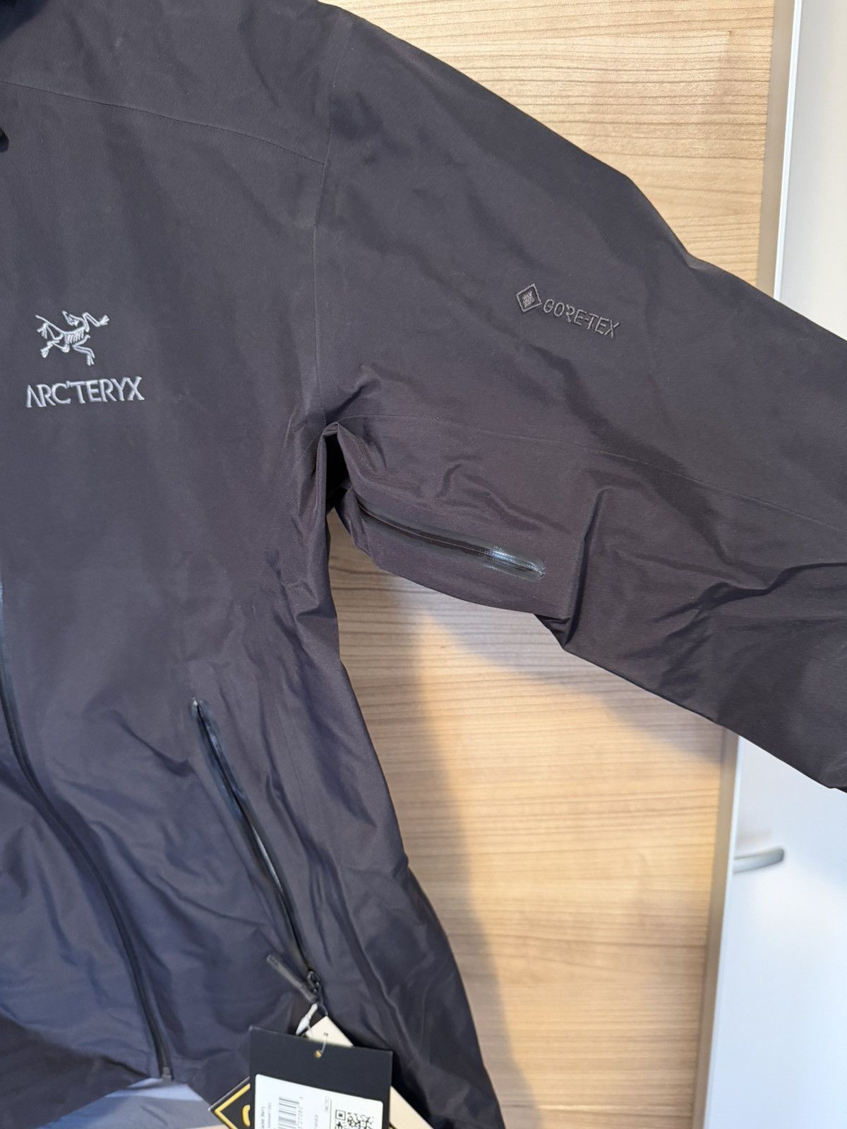 Arc'teryx Arcteryx Beta LT Jacket Black Size US S / EU 44-46 / 1 - 4 Thumbnail