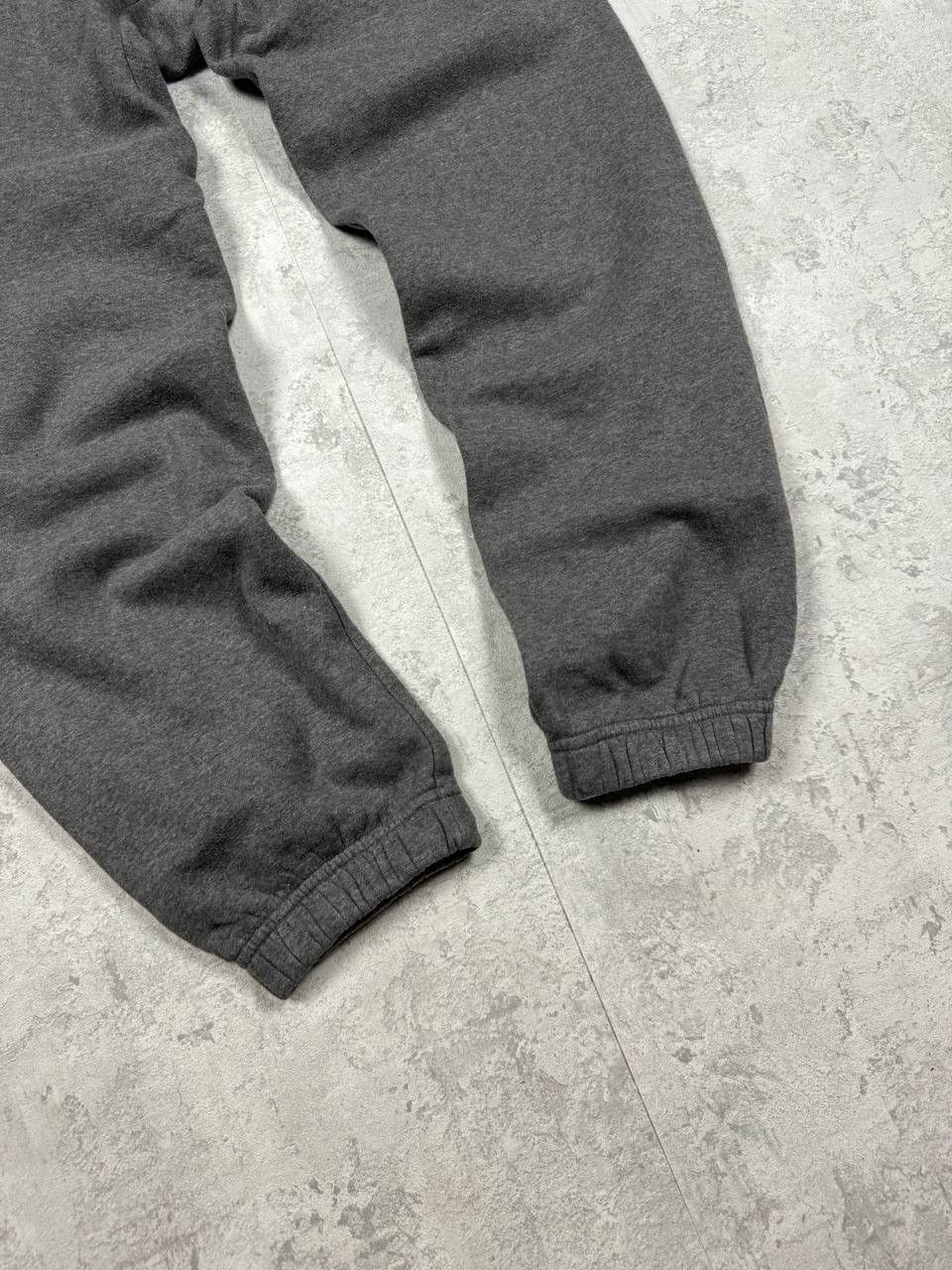Nike Vintage Nike Gray Sweatpants Joggers Size S Size US 32 / EU 48 - 10 Thumbnail