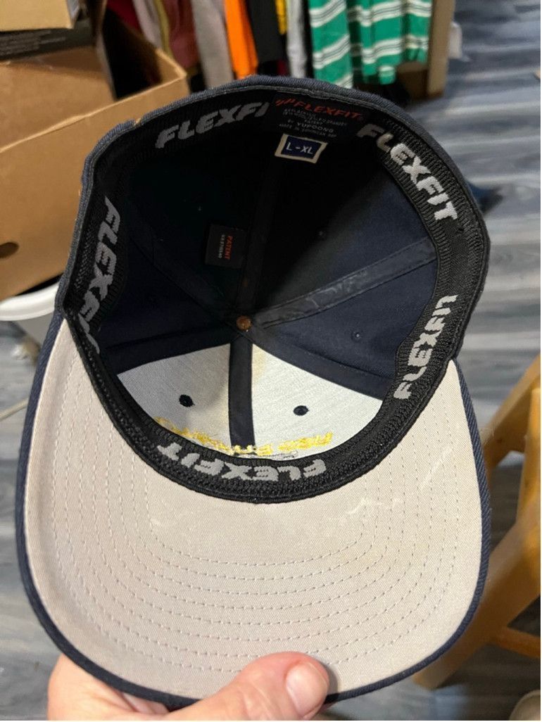 Other Men's FLEXFIT USS Buffalo SSN 715 Navy Blue Yellow Hat Size ONE SIZE - 5 Thumbnail