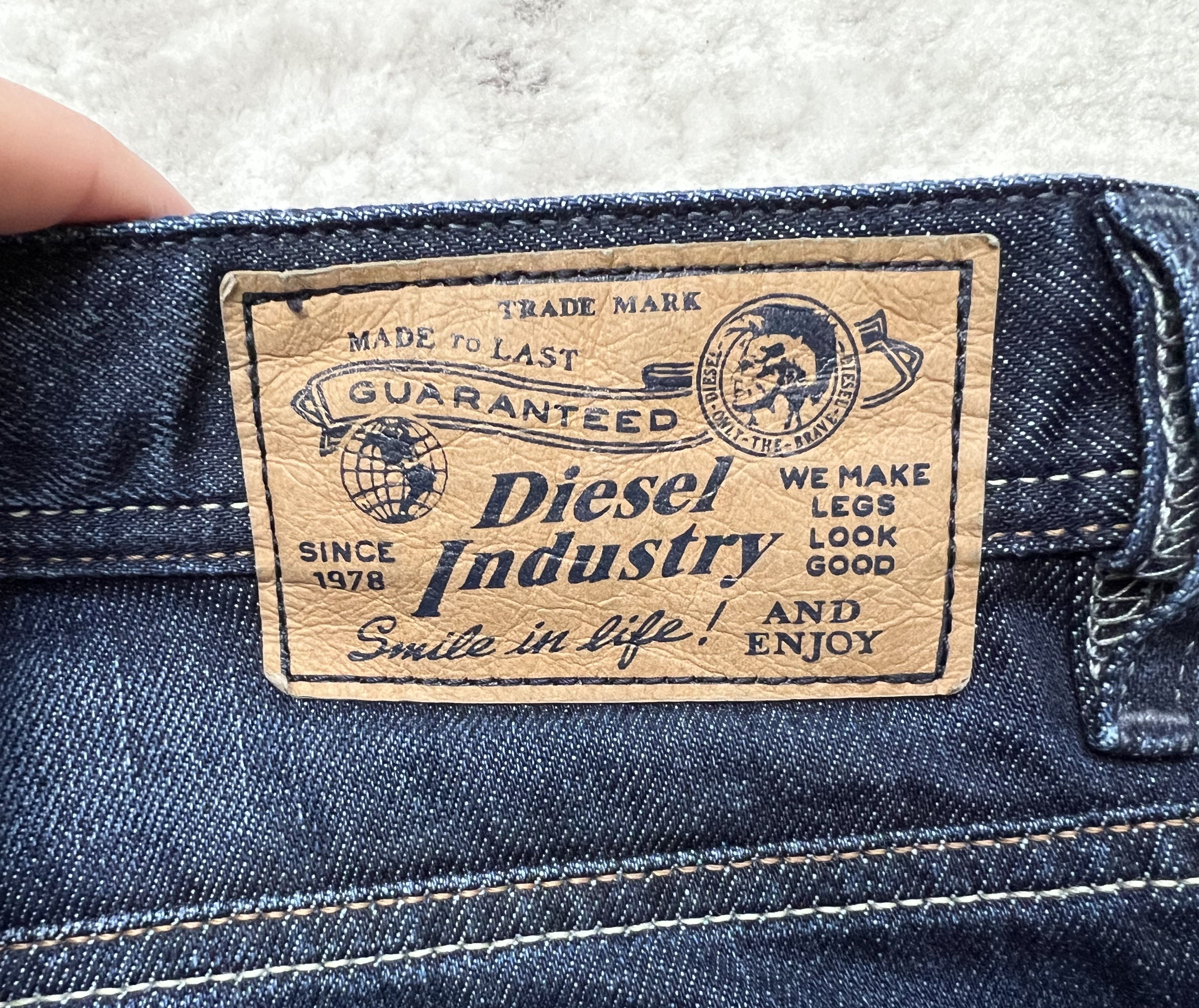Diesel Diesel Jeans Mens Narrot Regular/Carrot Wash 0073N W34 Size US 34 / EU 50 - 6 Thumbnail