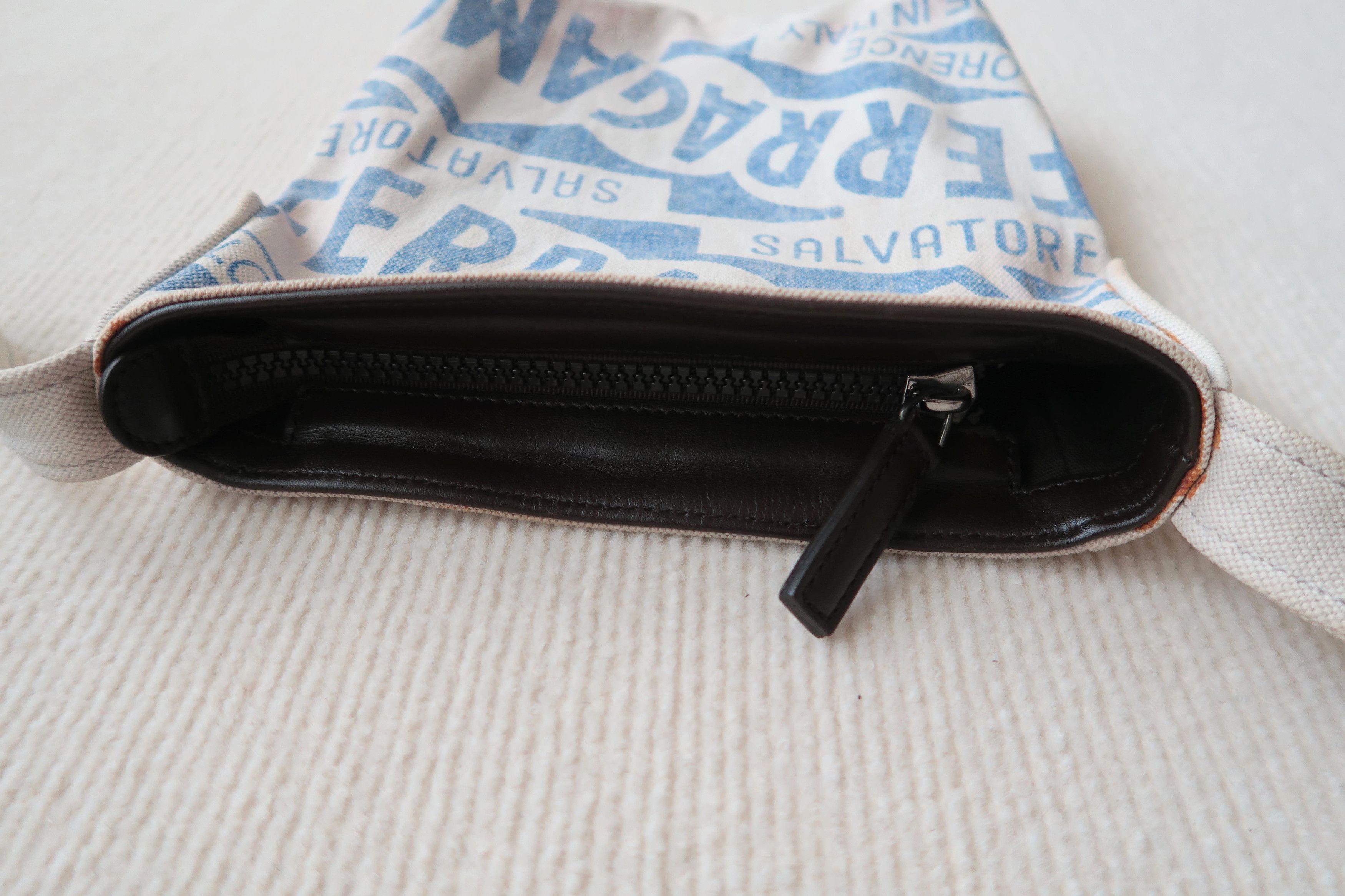 Salvatore Ferragamo Salvatore Ferragamo Unisex Logo Crossbody Bag Size ONE SIZE - 8 Thumbnail