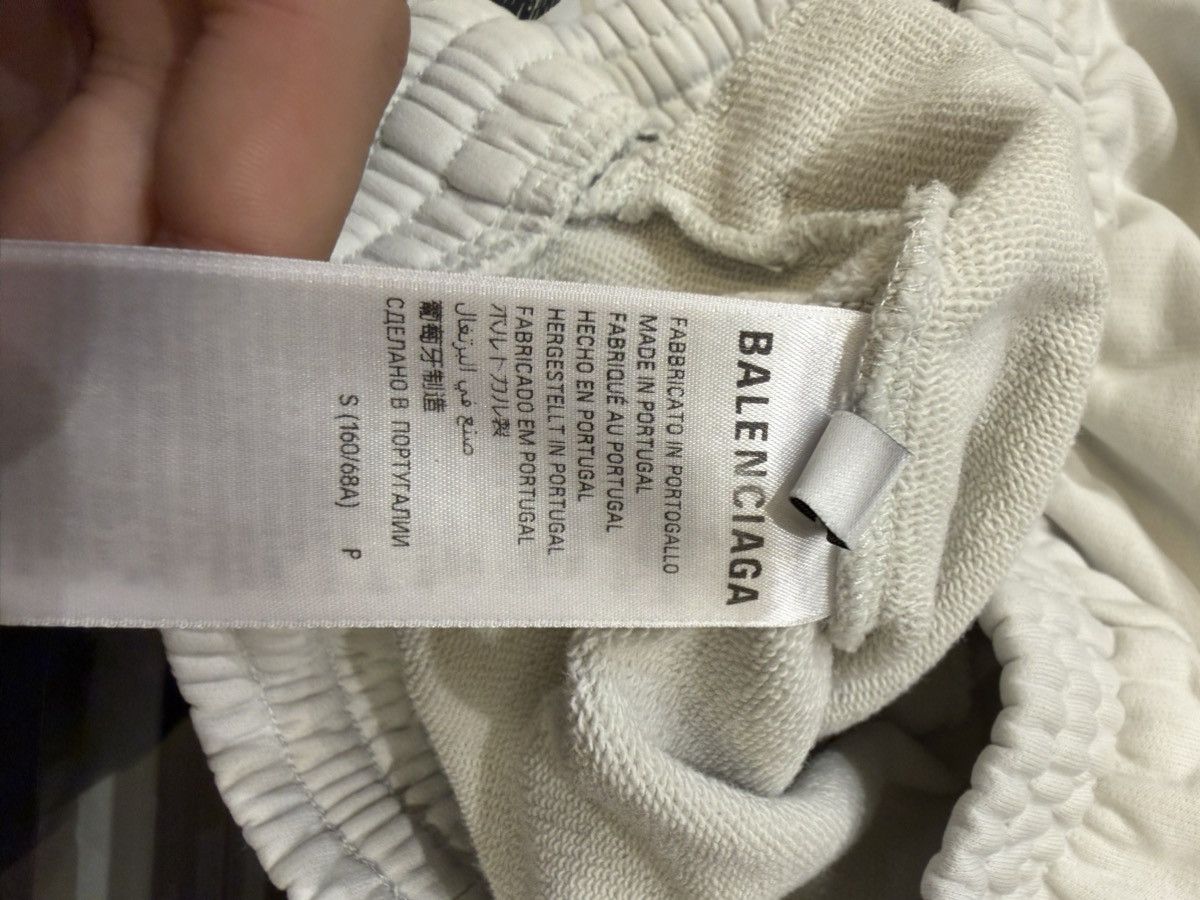 Balenciaga Balenciaga Baggy Tribal Sweatpants Size US 30 / EU 46 - 5 Thumbnail