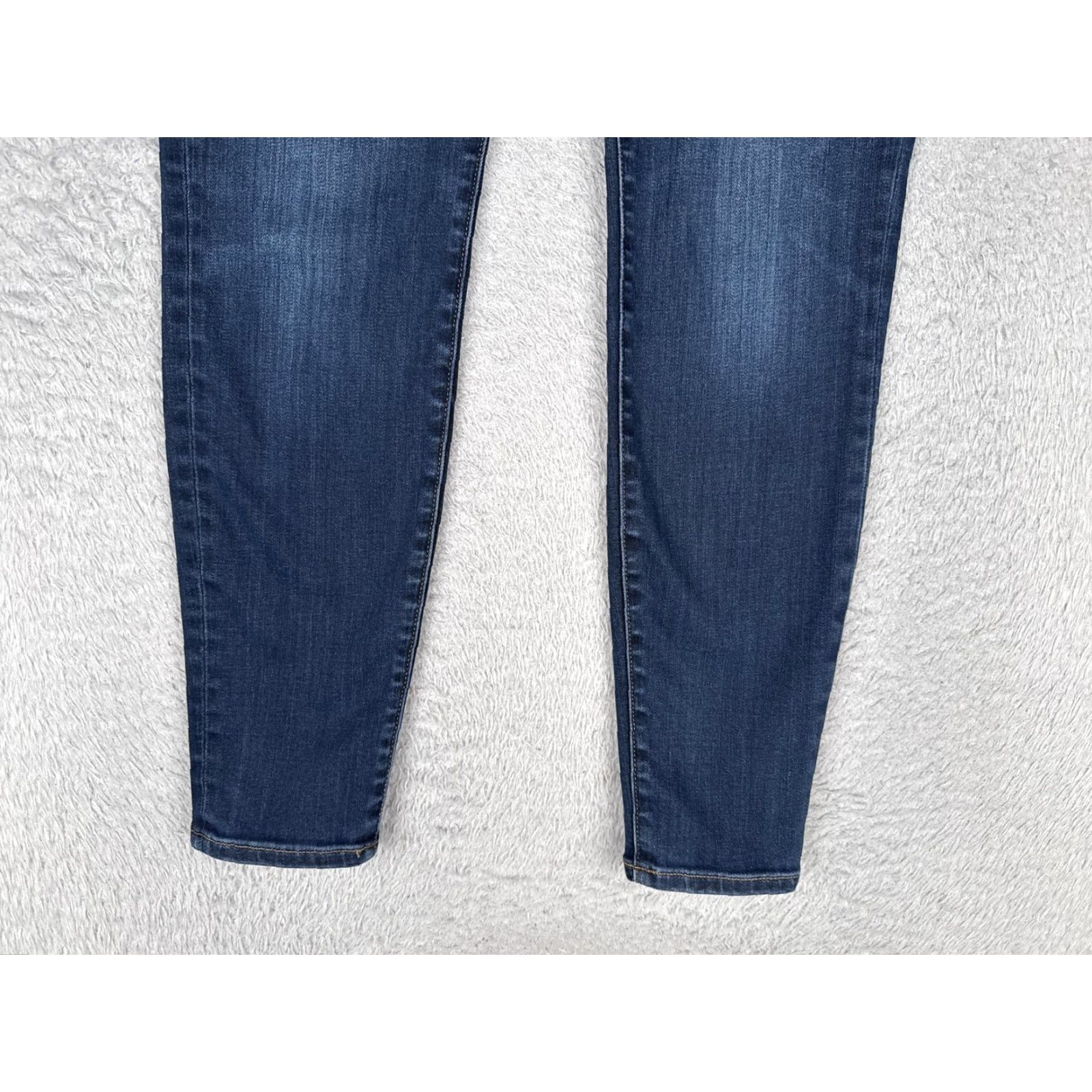 Madewell VINTAGE: None Madewell Jeans Womens 30 Blue Mid Rise Skinny Denim 5-Pocket Stretch Medium Wash 30x28 Mens Womens Boys Girls Size 30" / US 8 / IT 44 - 2 Thumbnail