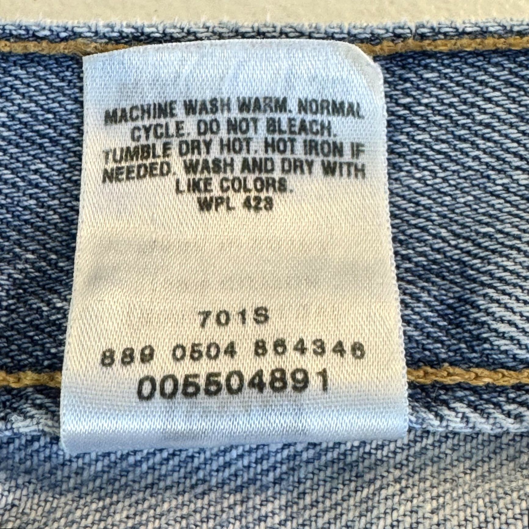 Levi's VINTAGE Levi's 550 Jeans Mens 33x30 Relaxed Fit Tapered Leg Denim Blue Size US 33 - 7 Thumbnail
