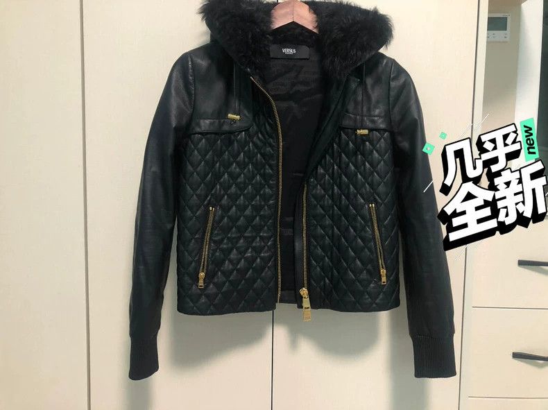 Versace Versace Short fur collar leather jacket Size M / US 6-8 / IT 42-44 - 1 Thumbnail