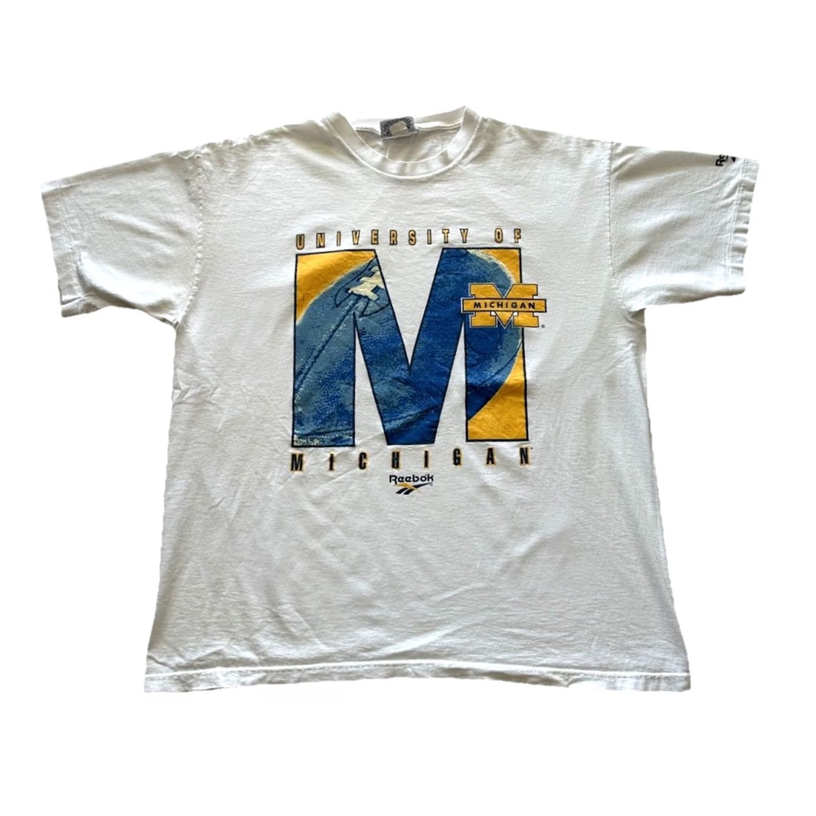 Reebok VINTAGE Reebok Michigan Wolverines Football T-Shirt XL White Crew Neck Short Sleeve Men USA 90s Graphic Print Logo Size US XL / EU 56 / 4 - 2 Thumbnail