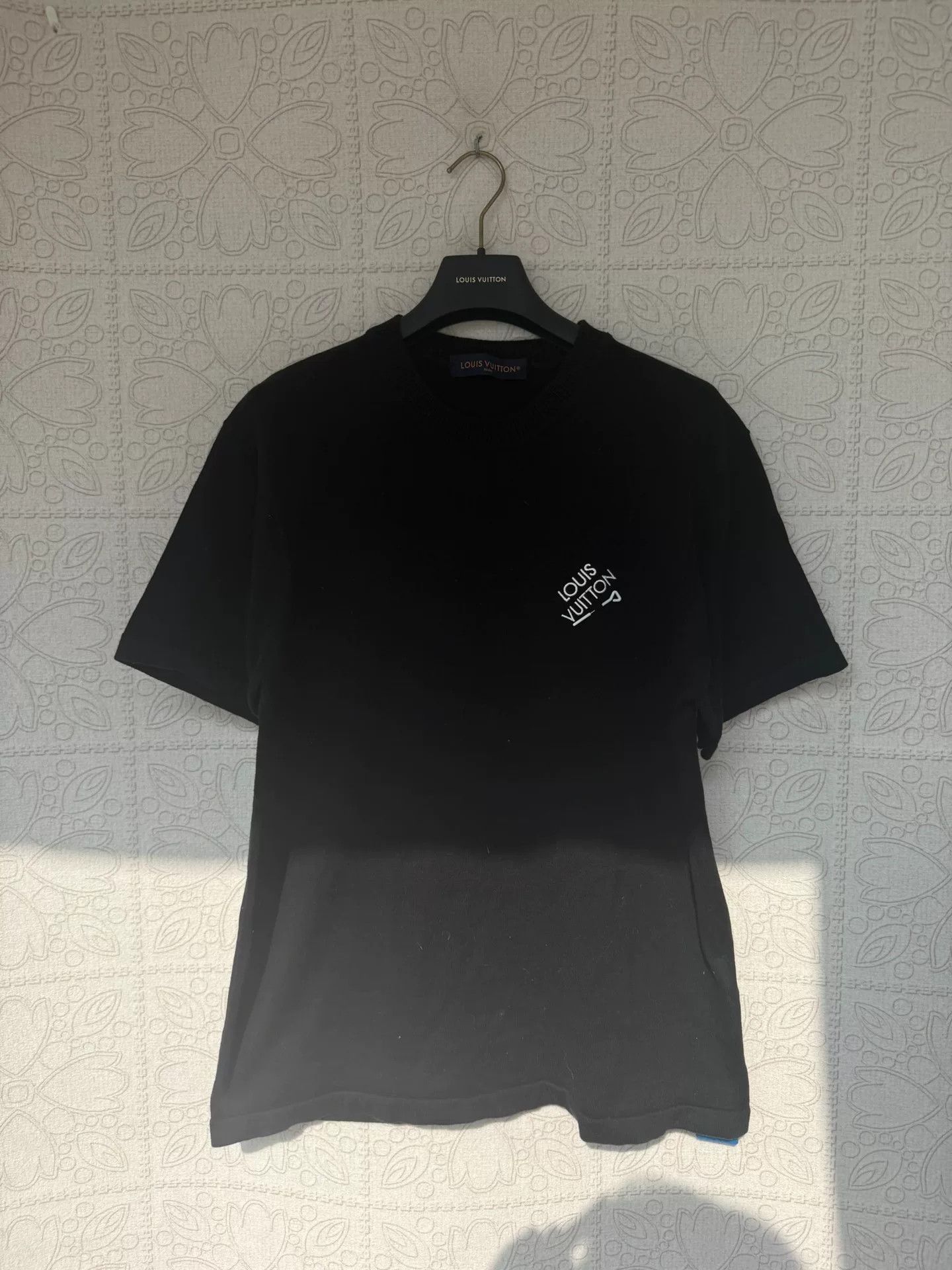Louis Vuitton louis vuitton black short sleeve shirt Size US L / EU 52-54 / 3 - 1 Thumbnail