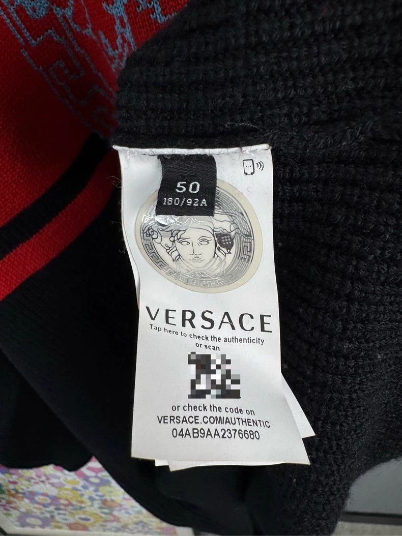 Versace Versace Medusa printed wool sweater Size L / US 10 / IT 46 - 4 Thumbnail