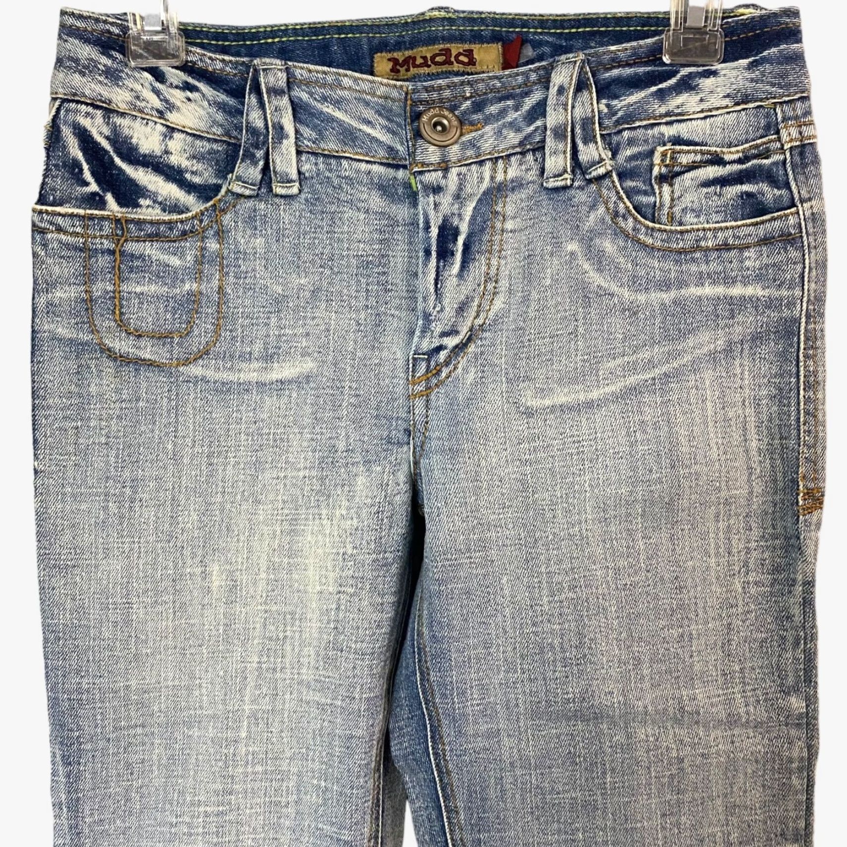 Denime VINTAGE Y2K Mudd Low-Rise Capri Jeans Denim Blue Light Wash Rhinestone Stretch Womens 7 Capri Jeans Blue Rhinestone Pockets 5-Pocket Size 28" / US 6 / IT 42 - 5 Thumbnail