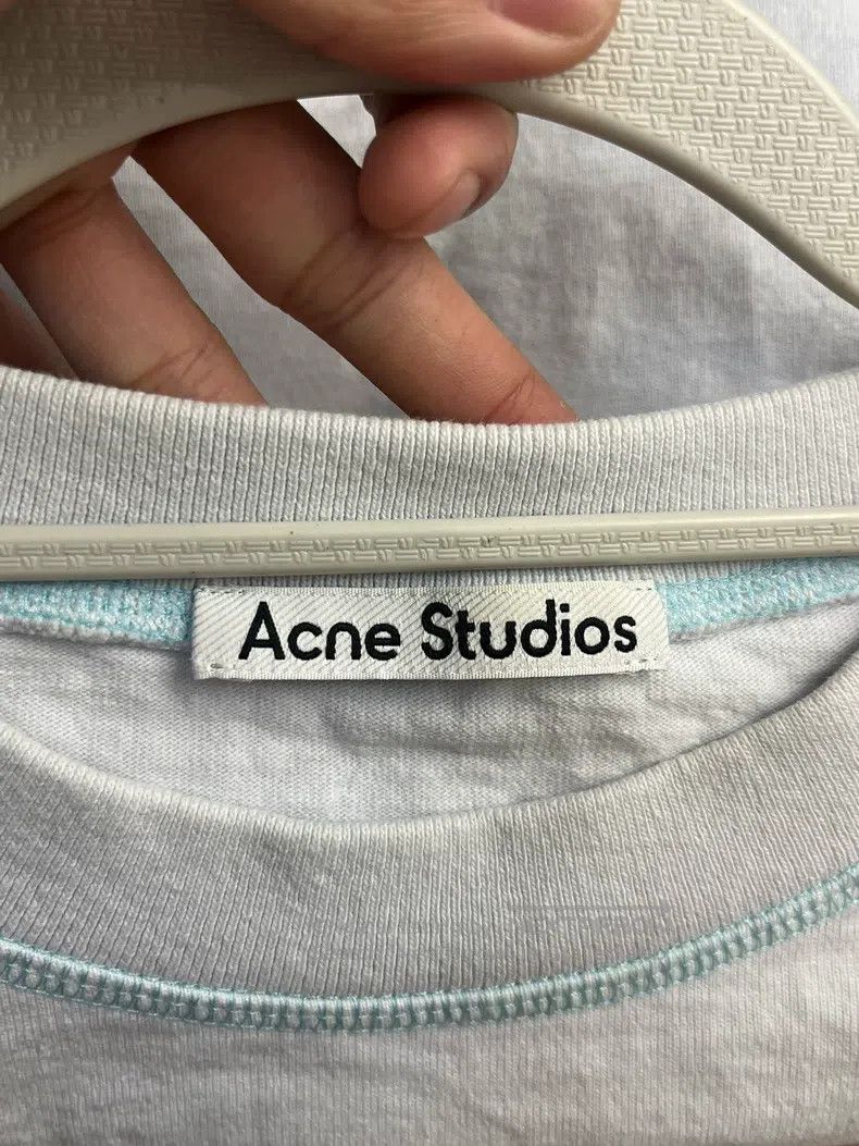 Acne Studios Acne Studios FW22 Solid Color Letter Printed Round Neck Sh Size XS / US 0-2 / IT 36-38 - 3 Thumbnail