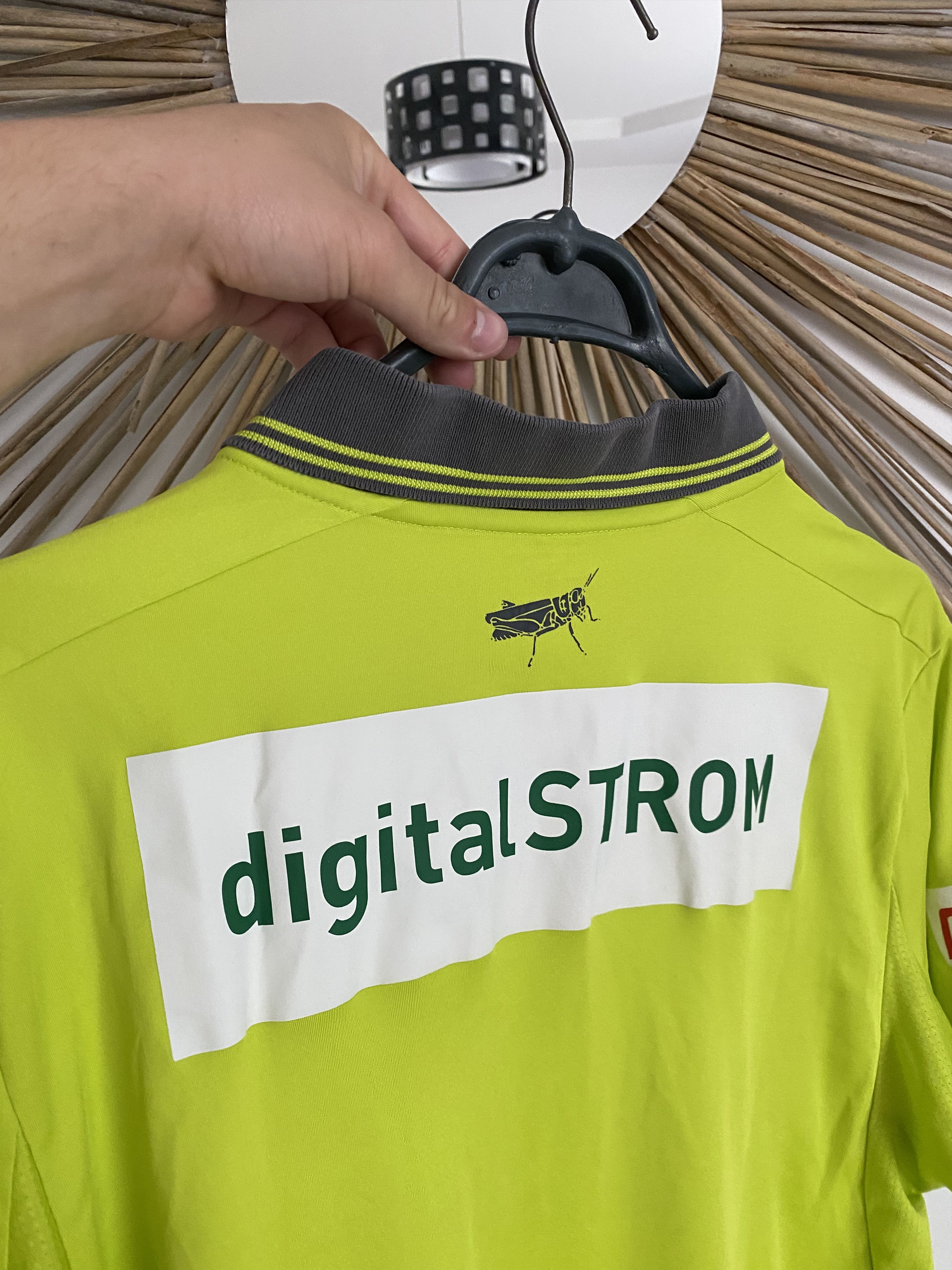 Puma Grasshoppers 2012 2013 puma third football soccer jersey Size US XL / EU 56 / 4 - 7 Thumbnail