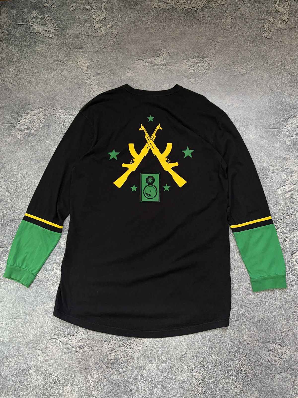 Pelle Pelle Vintage Pelle Pelle AK-47 Graphic Long Sleeve Tee 3XL Size US XXL / EU 58 / 5 - 4 Thumbnail
