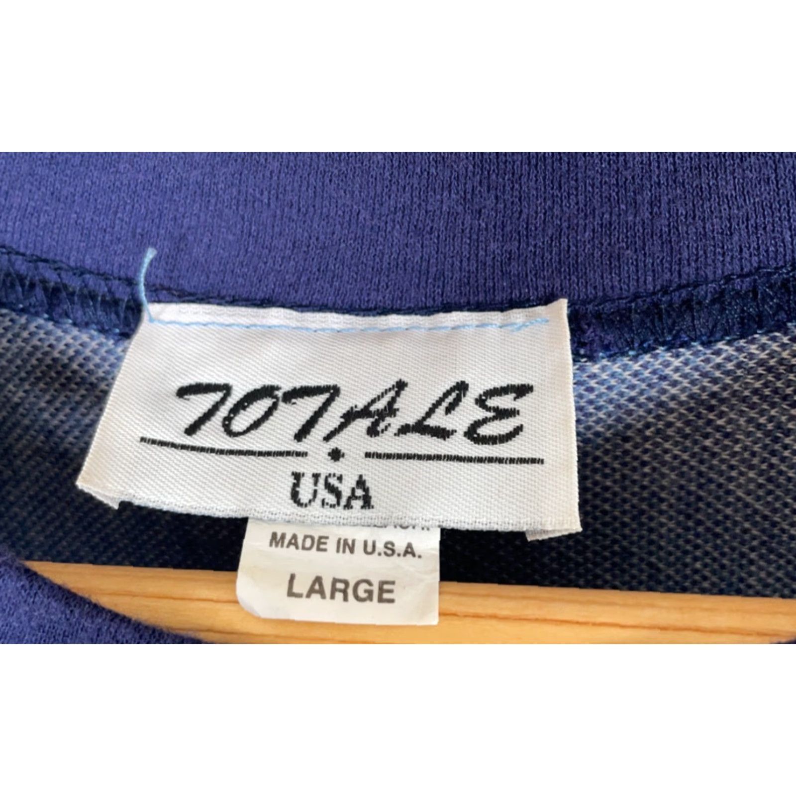 Vintage Vintage 90s Striped T-Shirt Large Blue Geometric Pattern USA Made Striped Size US L / EU 52-54 / 3 - 3 Thumbnail