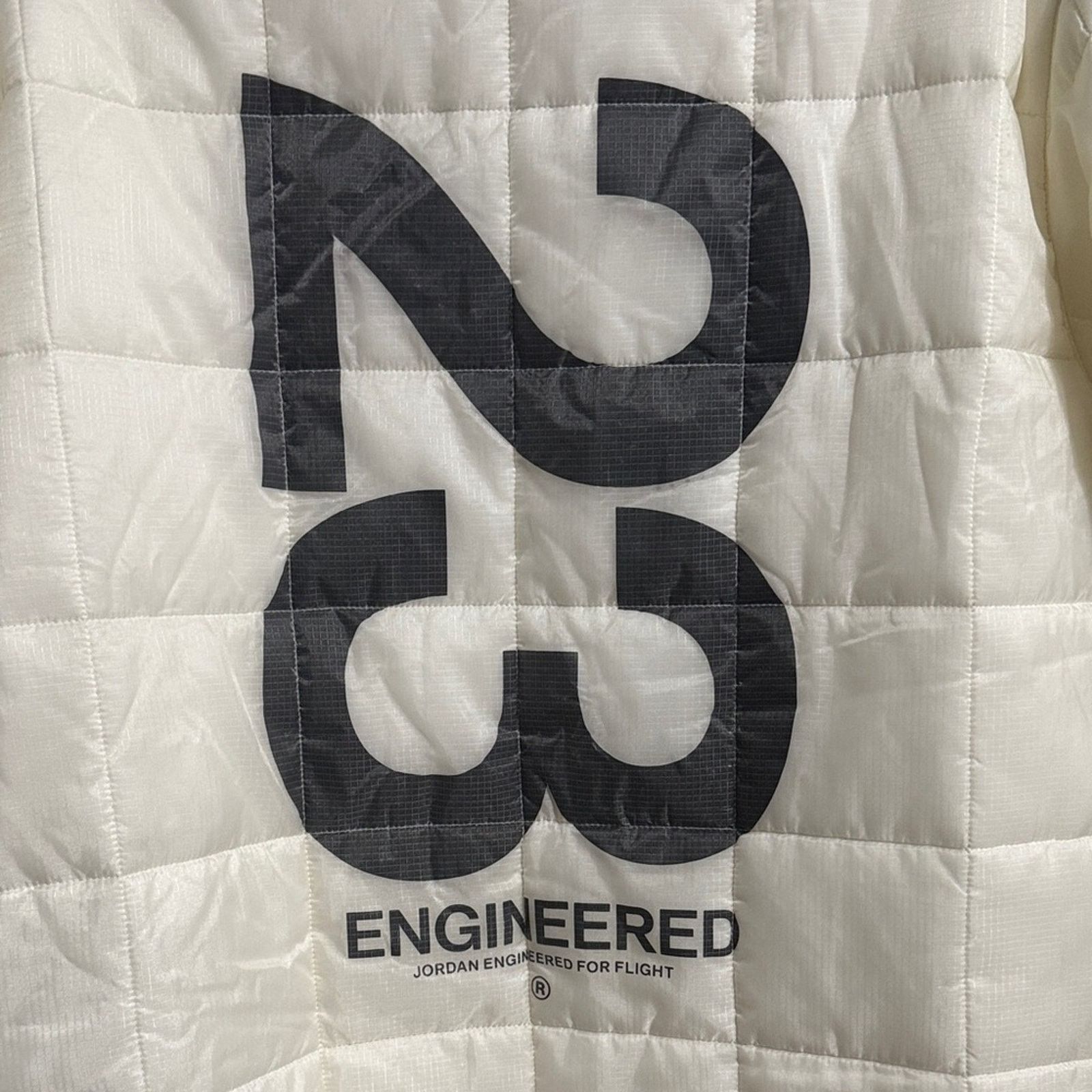 Jordan Brand Nike Jordan 23 Engineered White Puffer Jacket Parka Liner Size US XL / EU 56 / 4 - 4 Thumbnail