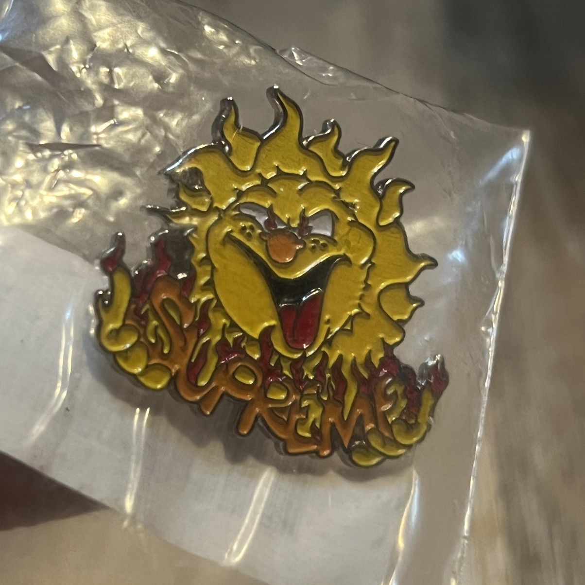 Supreme Supreme Sun Pin Size ONE SIZE - 7 Thumbnail