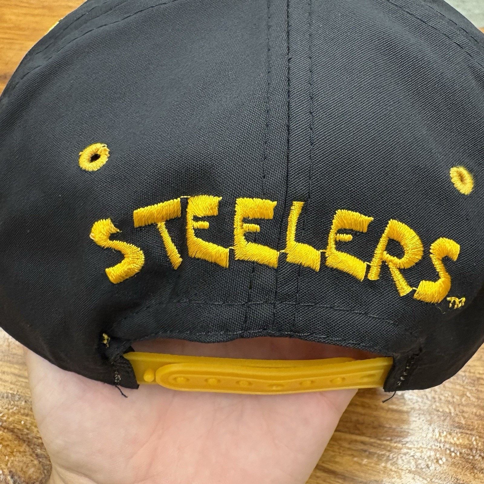 Logo 7 Vintage 90s NFL Steelers X Taz Looney Toons Snap Back Hat Size ONE SIZE - 5 Thumbnail