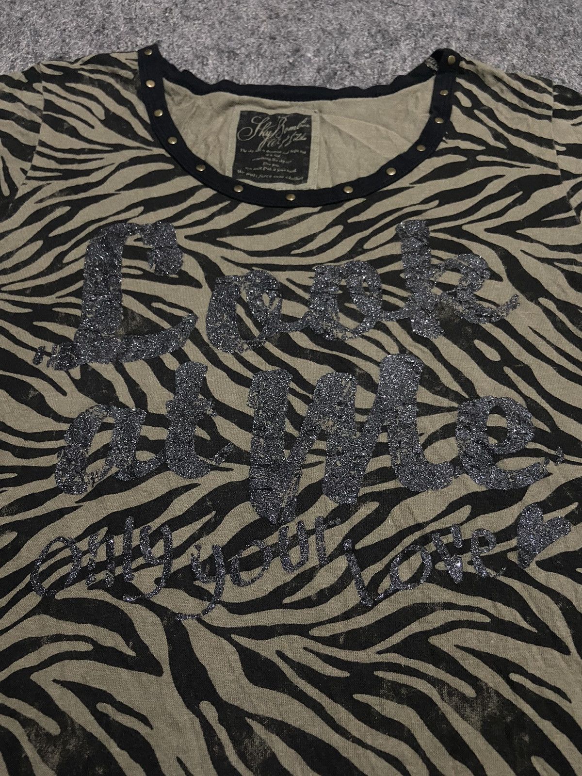 If Six Was Nine vintage punk hy bomber t-shirt with full print camo motif Size S / US 4 / IT 40 - 4 Thumbnail