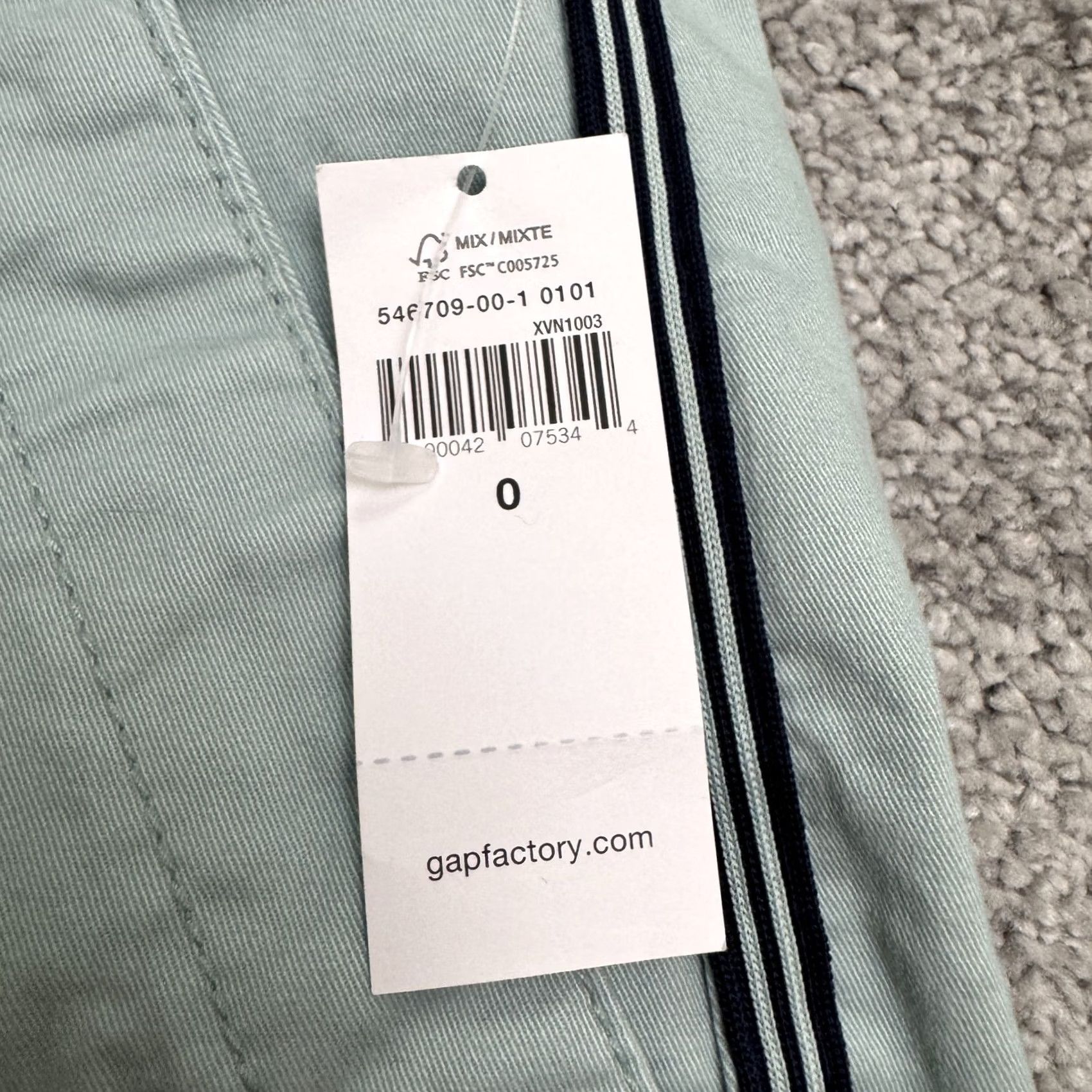 Gap Gap Factory Girlfriend Pants Womens 0 Mint Green Khaki Side Striped Ankle Raw Hem NWT Size 25" / US 0 / IT 36 - 7 Thumbnail